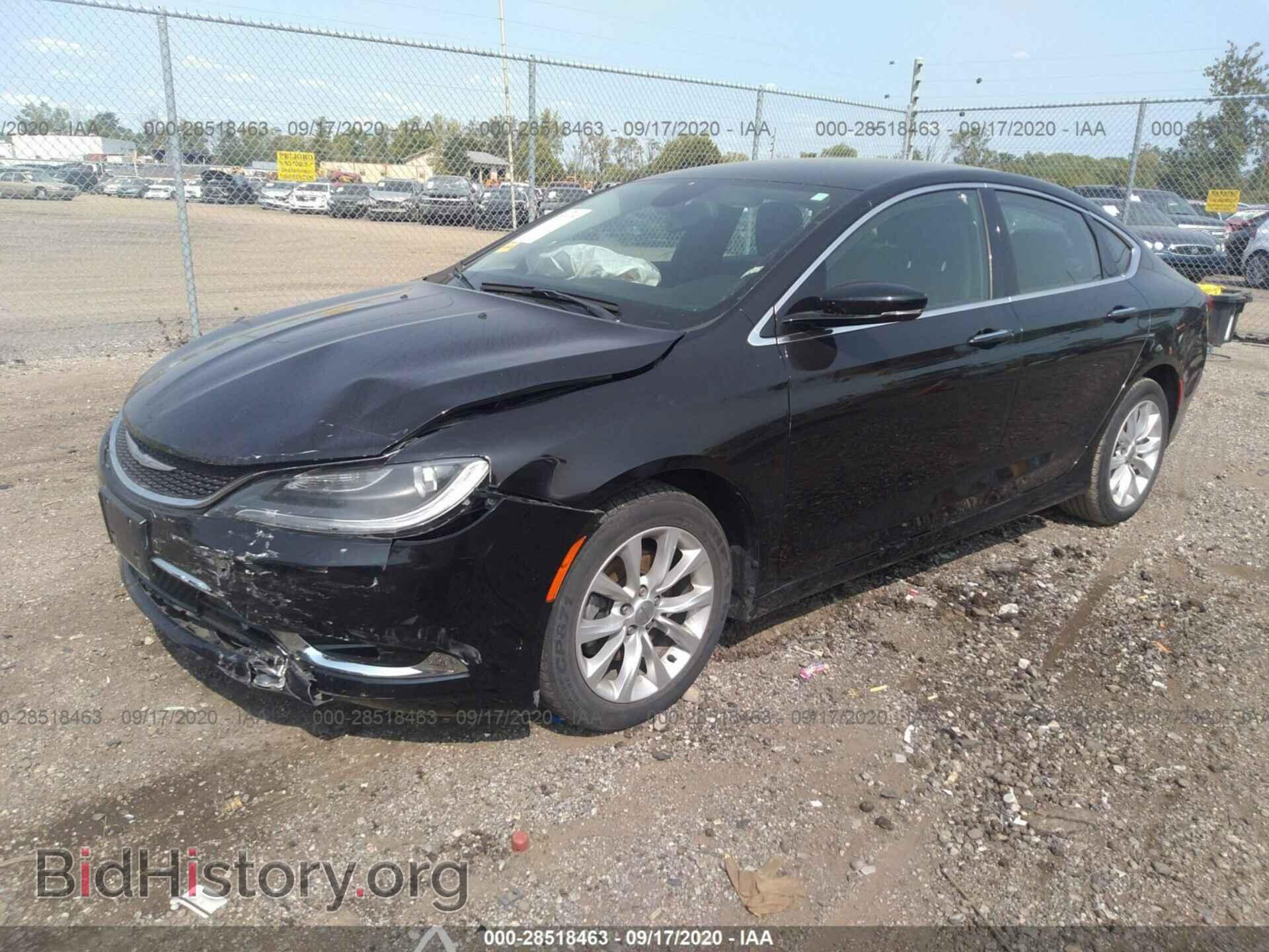 2015 CHRYSLER 200 - VIN: 1C3CCCCBXFN575628 - Фото 2