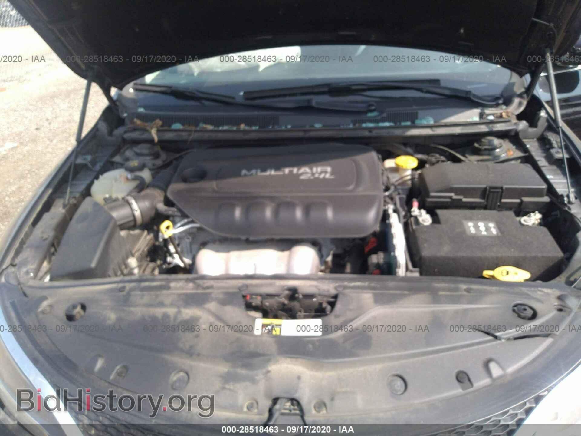 2015 CHRYSLER 200 - VIN: 1C3CCCCBXFN575628 - Фото 10
