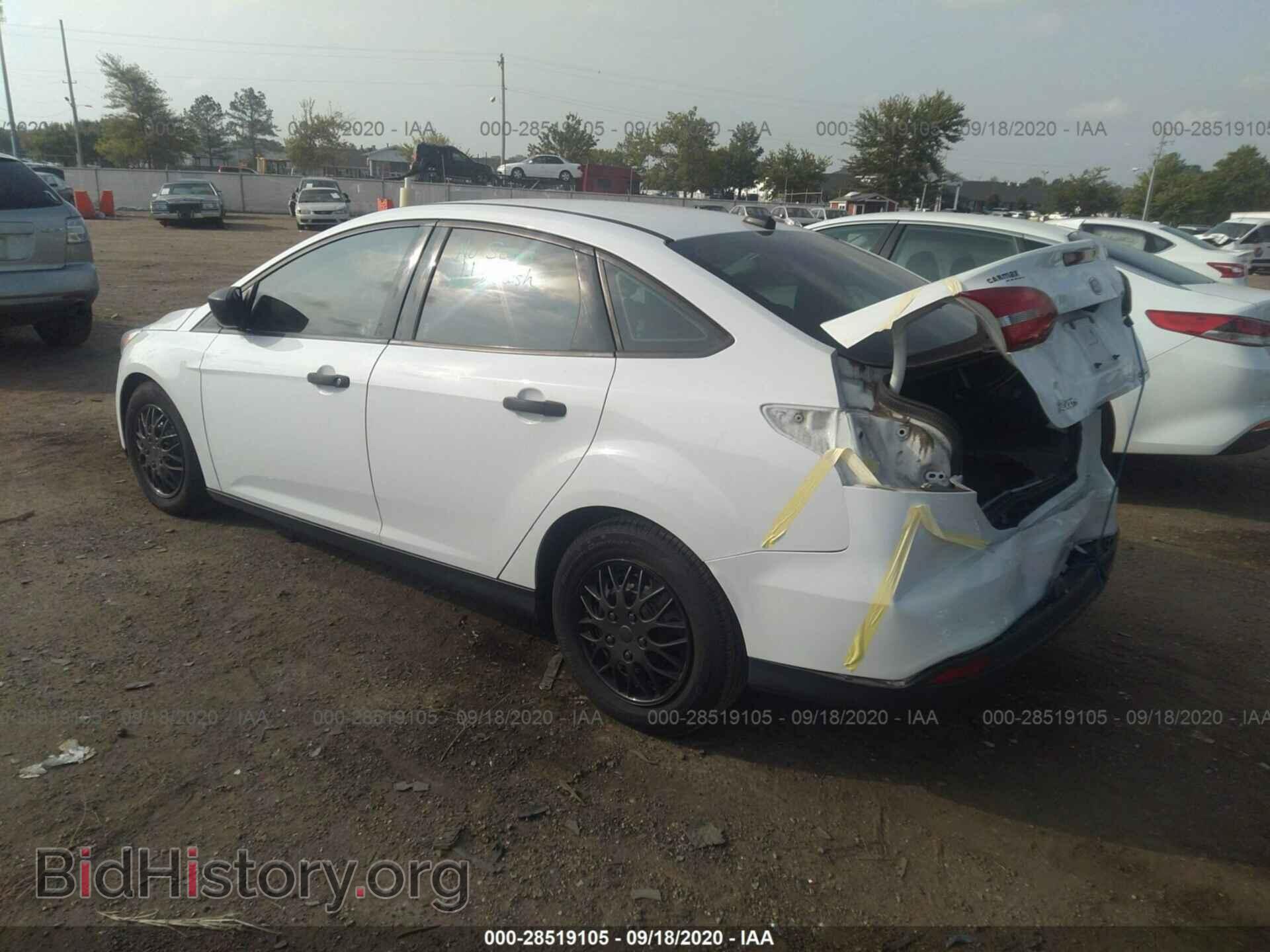2016 FORD FOCUS - VIN: 1FADP3E26GL376645 - Фото 3