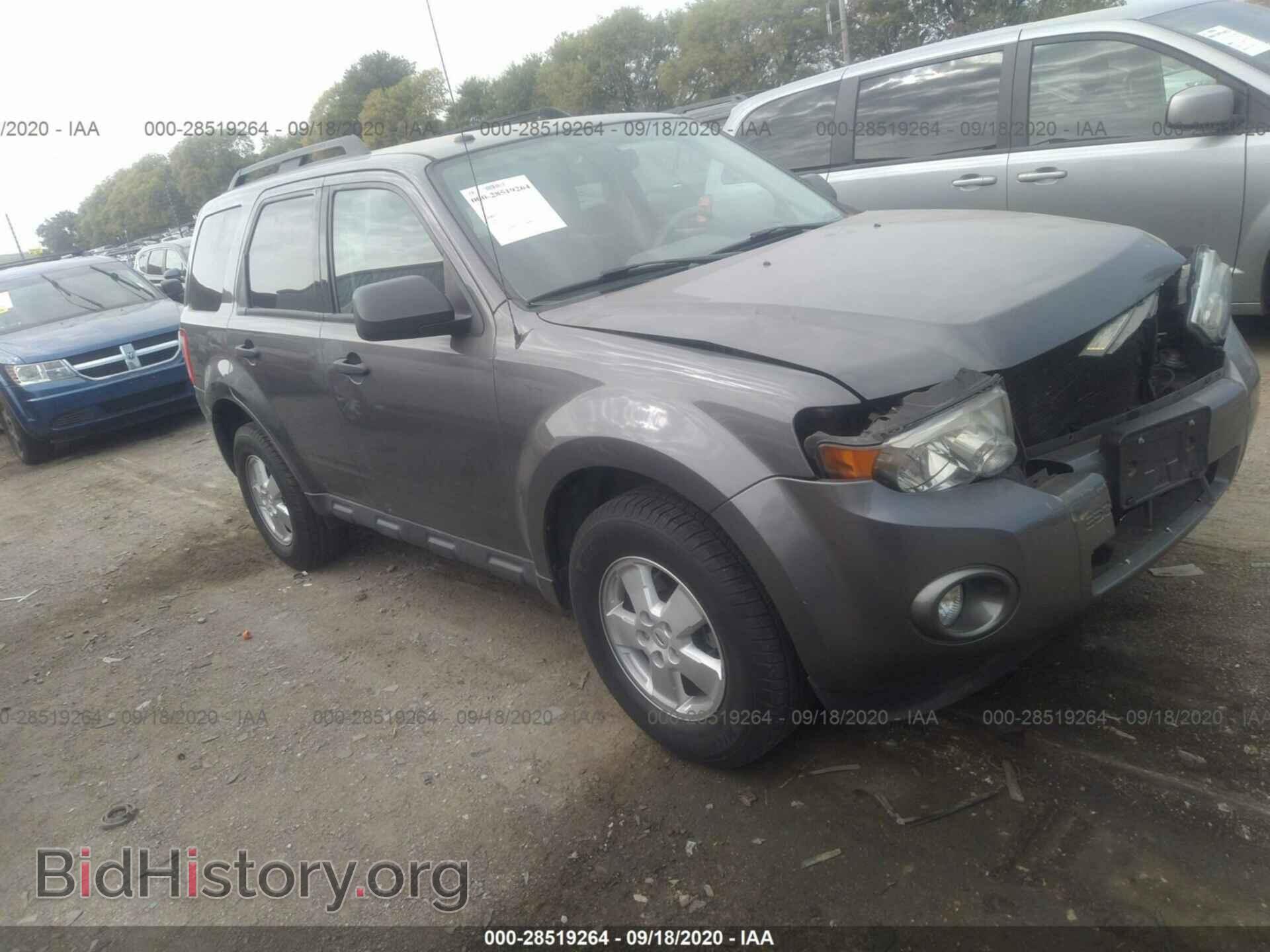 Photo 1FMCU9D73BKB60938 - FORD ESCAPE 2011