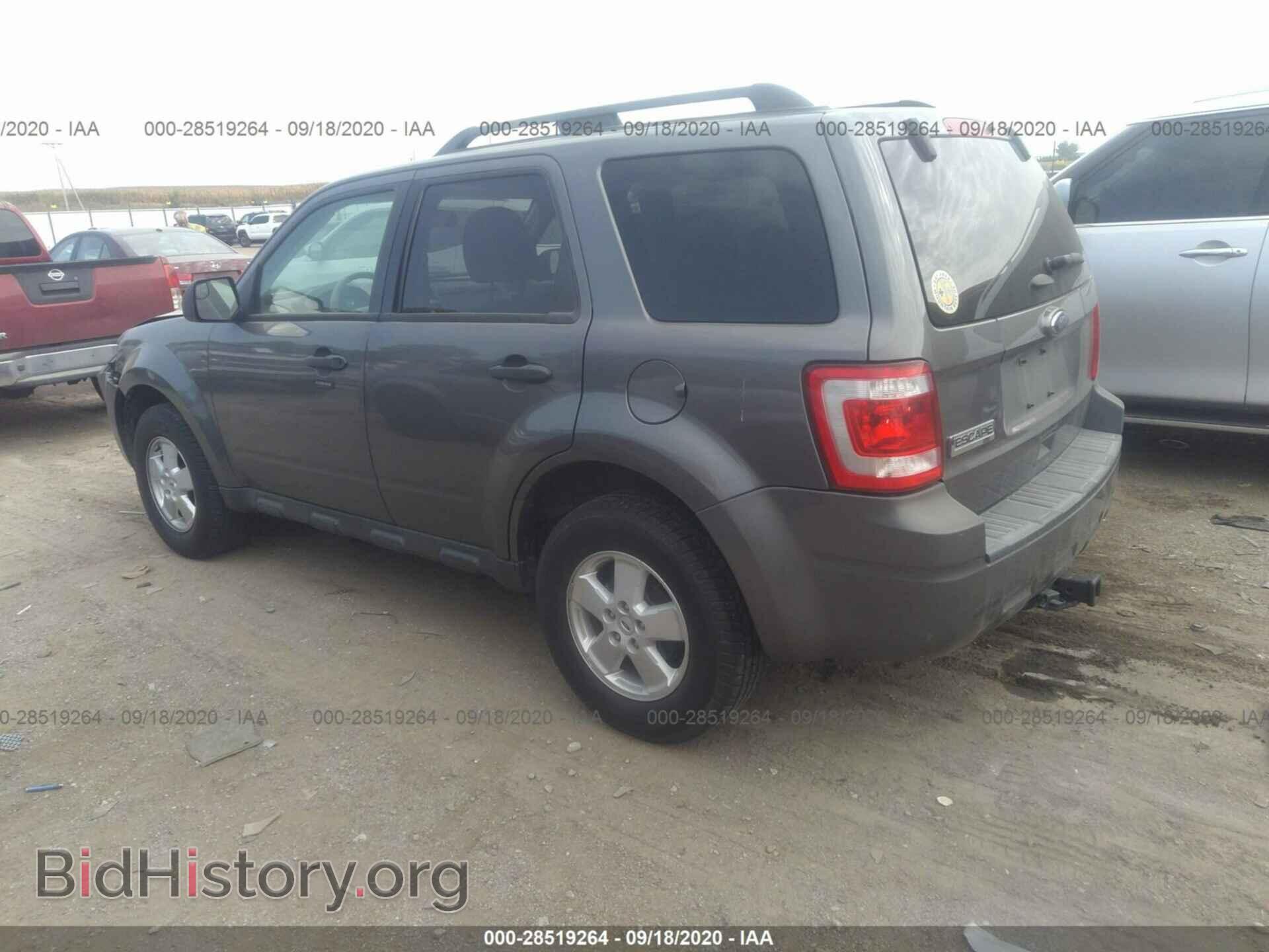 2011 FORD ESCAPE - VIN: 1FMCU9D73BKB60938 - Photo 3