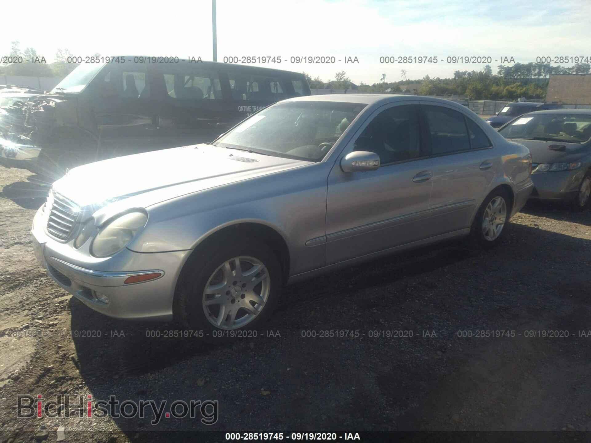 2003 MERCEDES-BENZ E-CLASS - VIN: WDBUF65J43A067136 - Photo 2