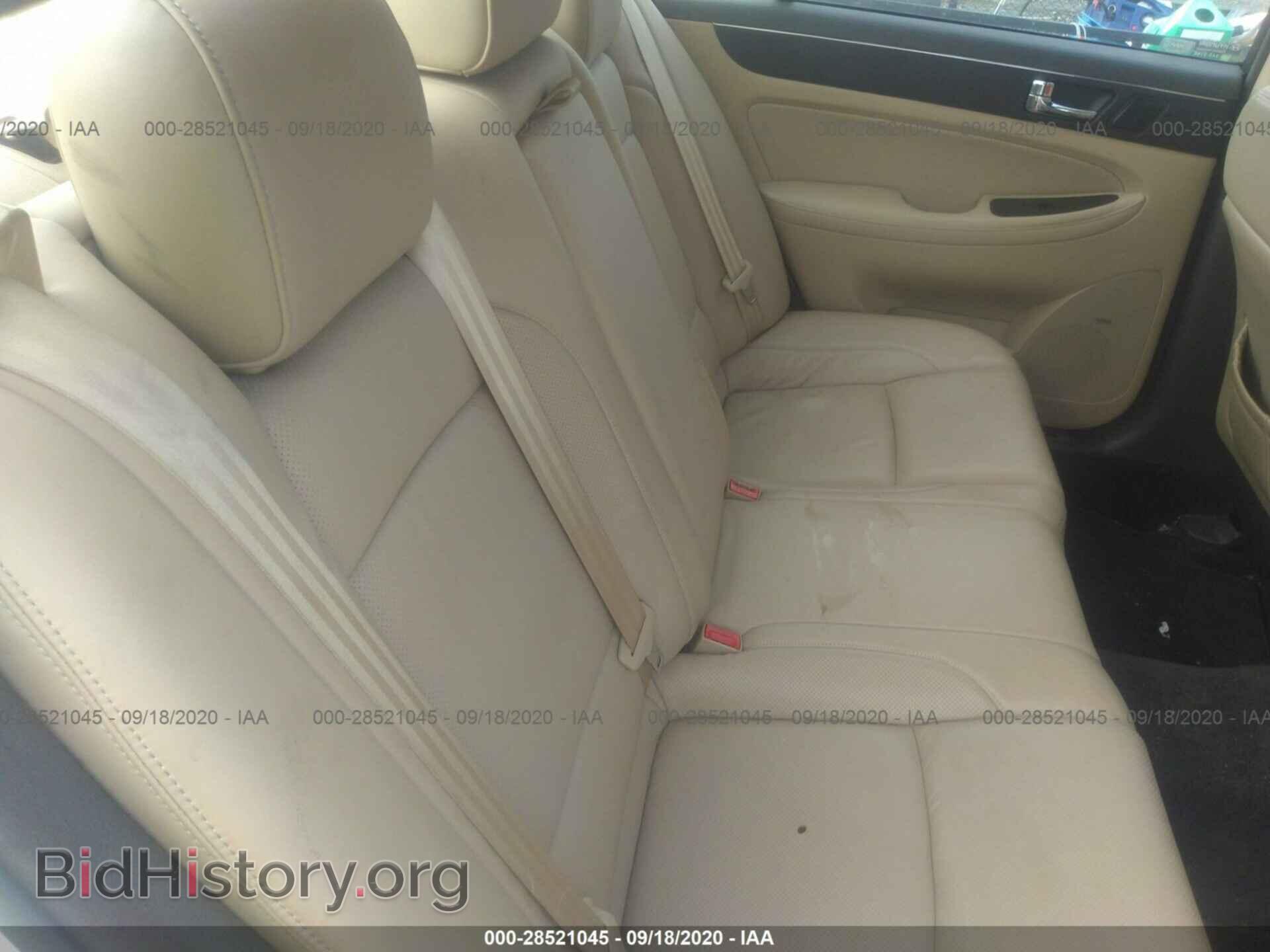 2010 HYUNDAI GENESIS - VIN: KMHGC4DFXAU107929 - Фото 8
