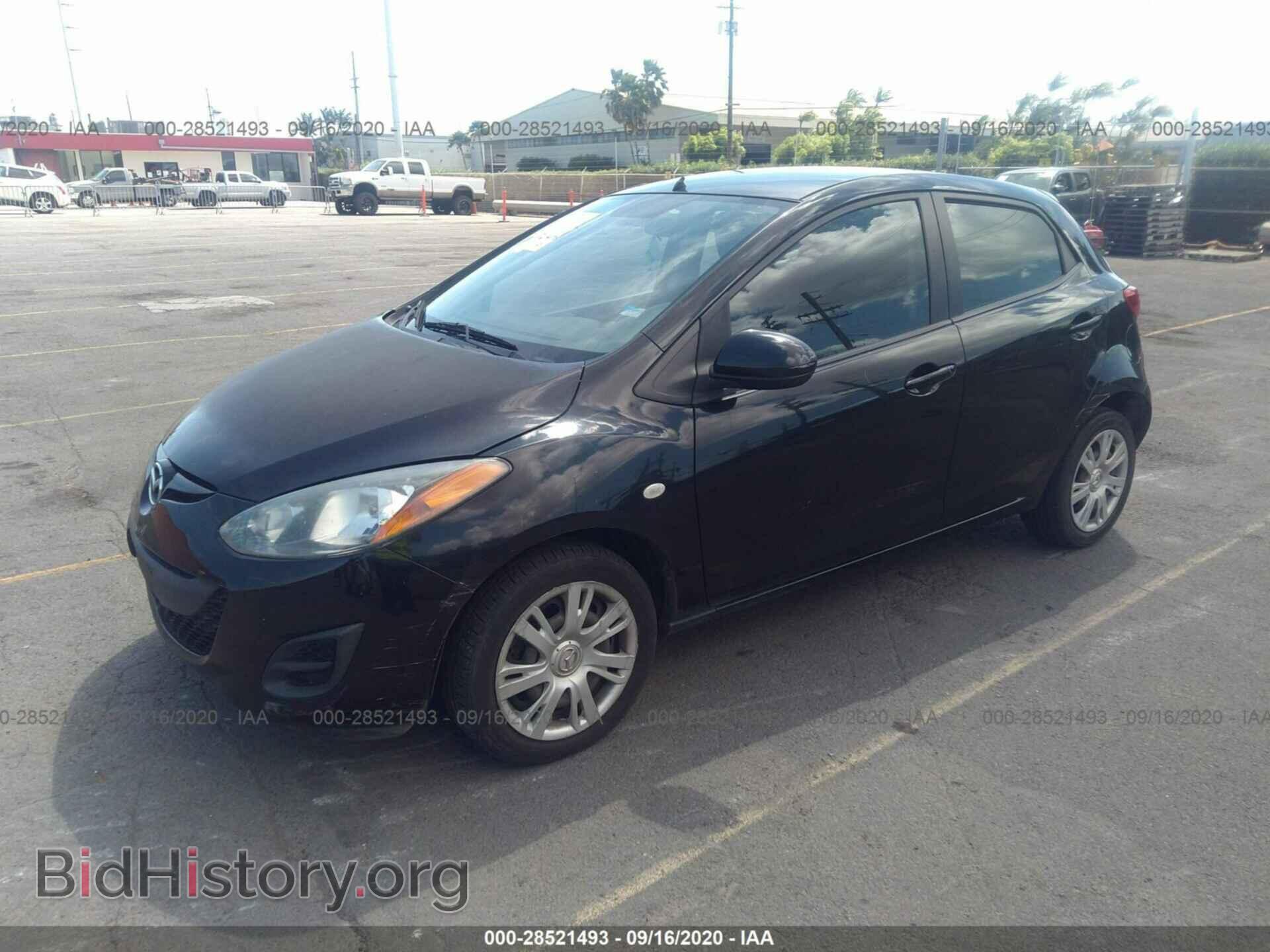 2014 MAZDA MAZDA2 - VIN: JM1DE1KY9E0184700 - Фото 2