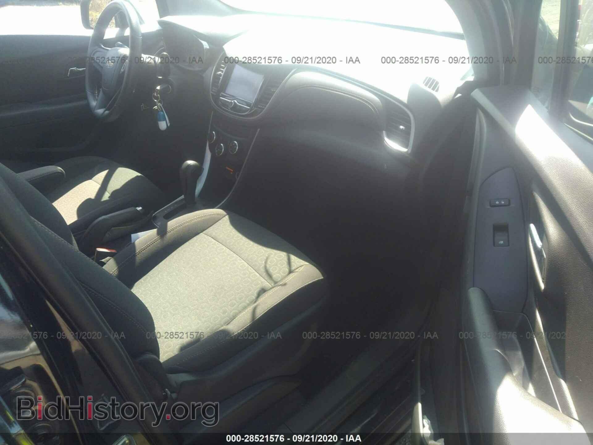 2017 CHEVROLET TRAX - VIN: 3GNCJKSB3HL256451 - Фото 5