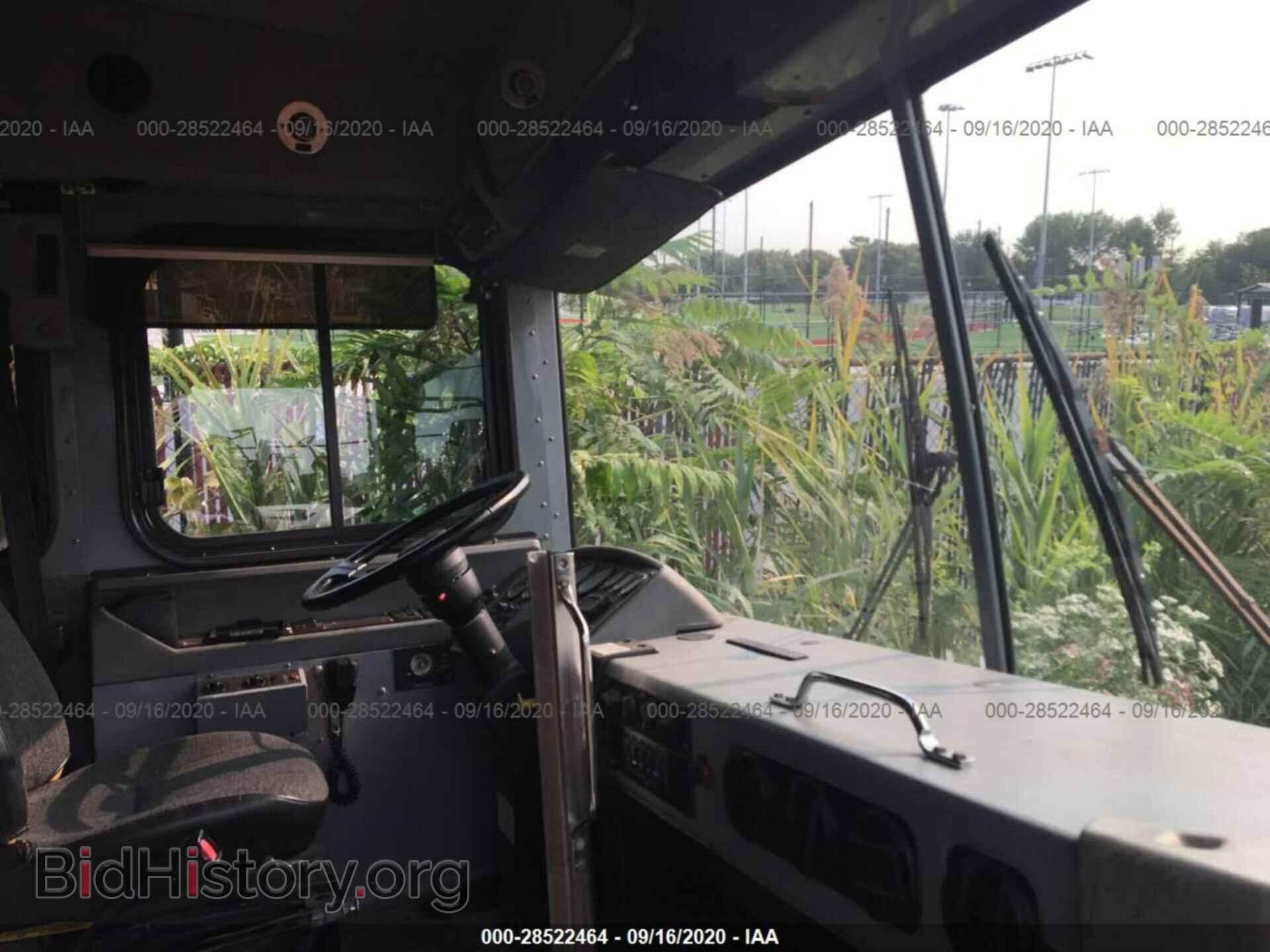2002 BLUE BIRD SCHOOL BUS / TRANSIT BUS - VIN: 1BAGGBXA82F206987 - Фото 5