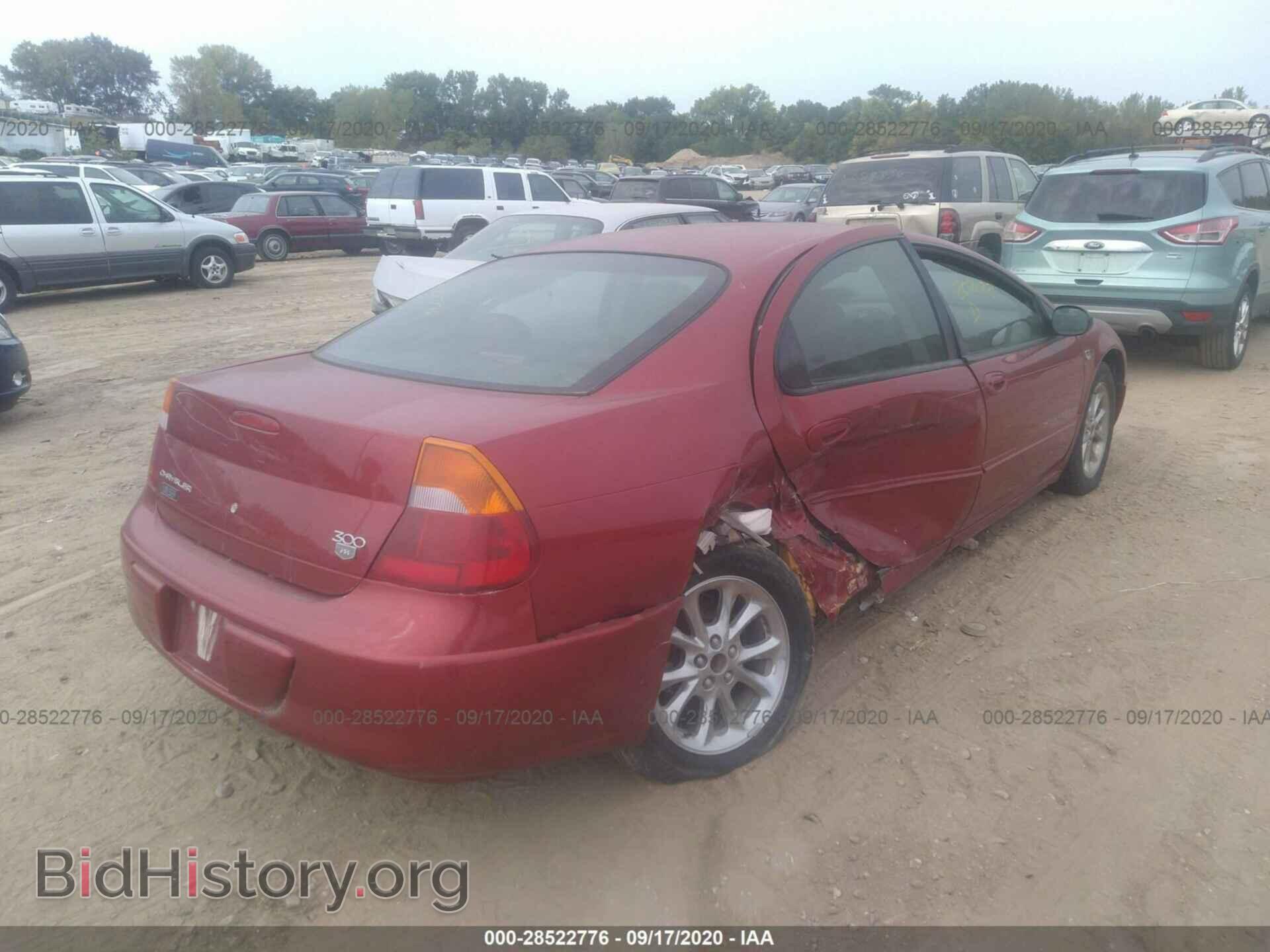 2000 CHRYSLER 300M - VIN: 2C3HE66G2YH375220 - Фото 4