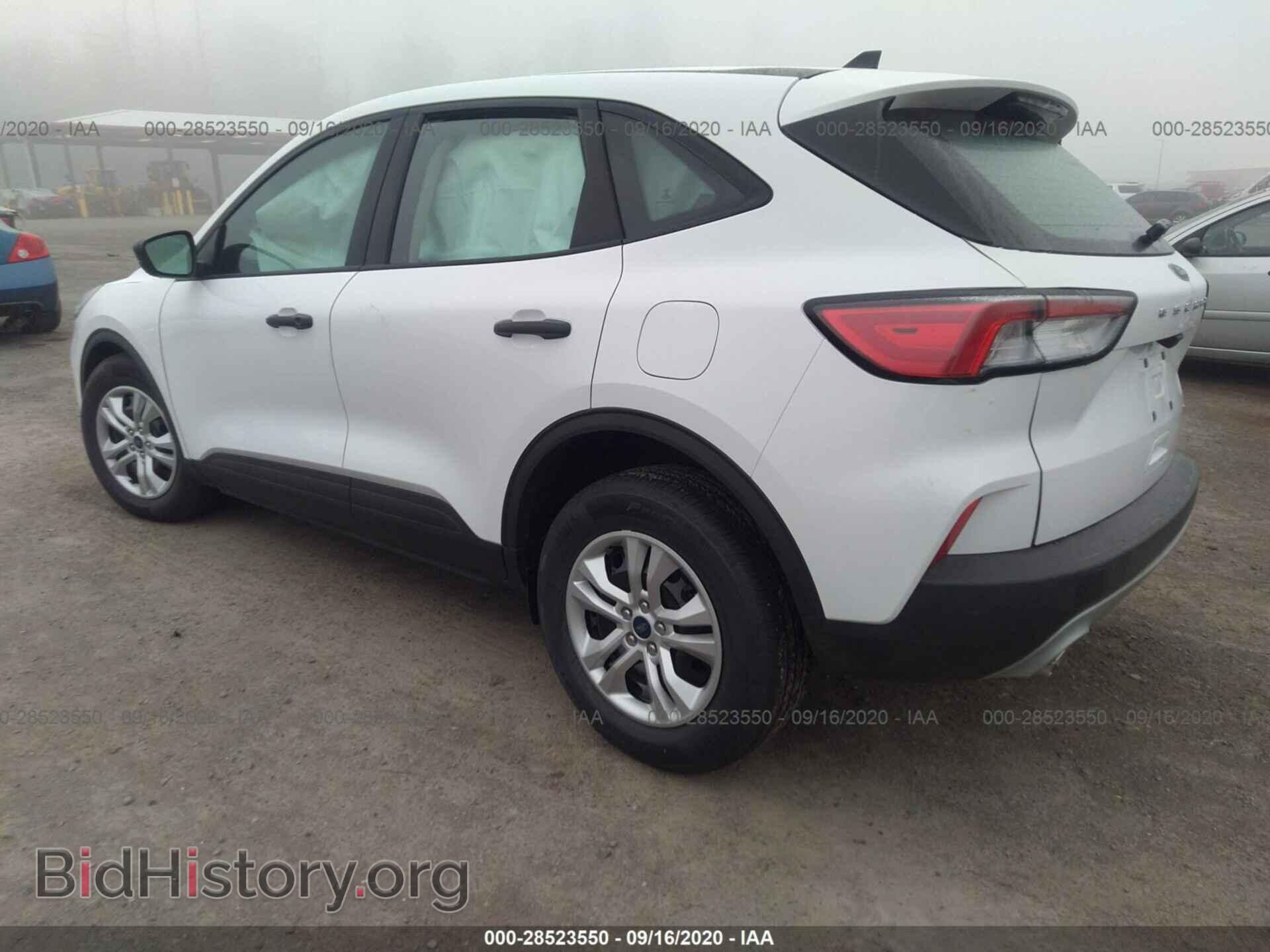 2020 FORD ESCAPE - VIN: 1FMCU9F69LUB72697 - Фото 3