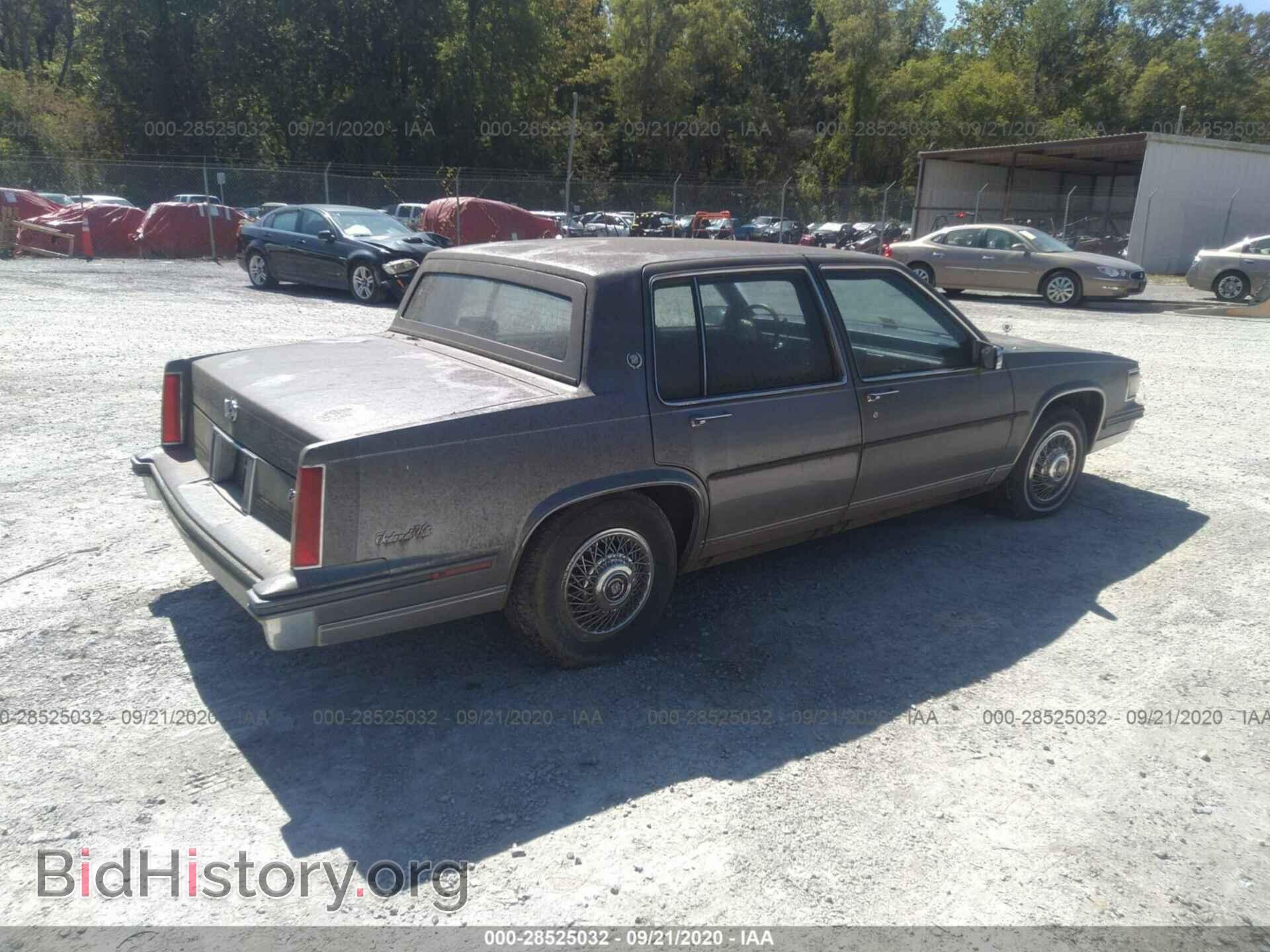 1988 CADILLAC DEVILLE - VIN: 1G6CD5154J4207920 - Photo 4