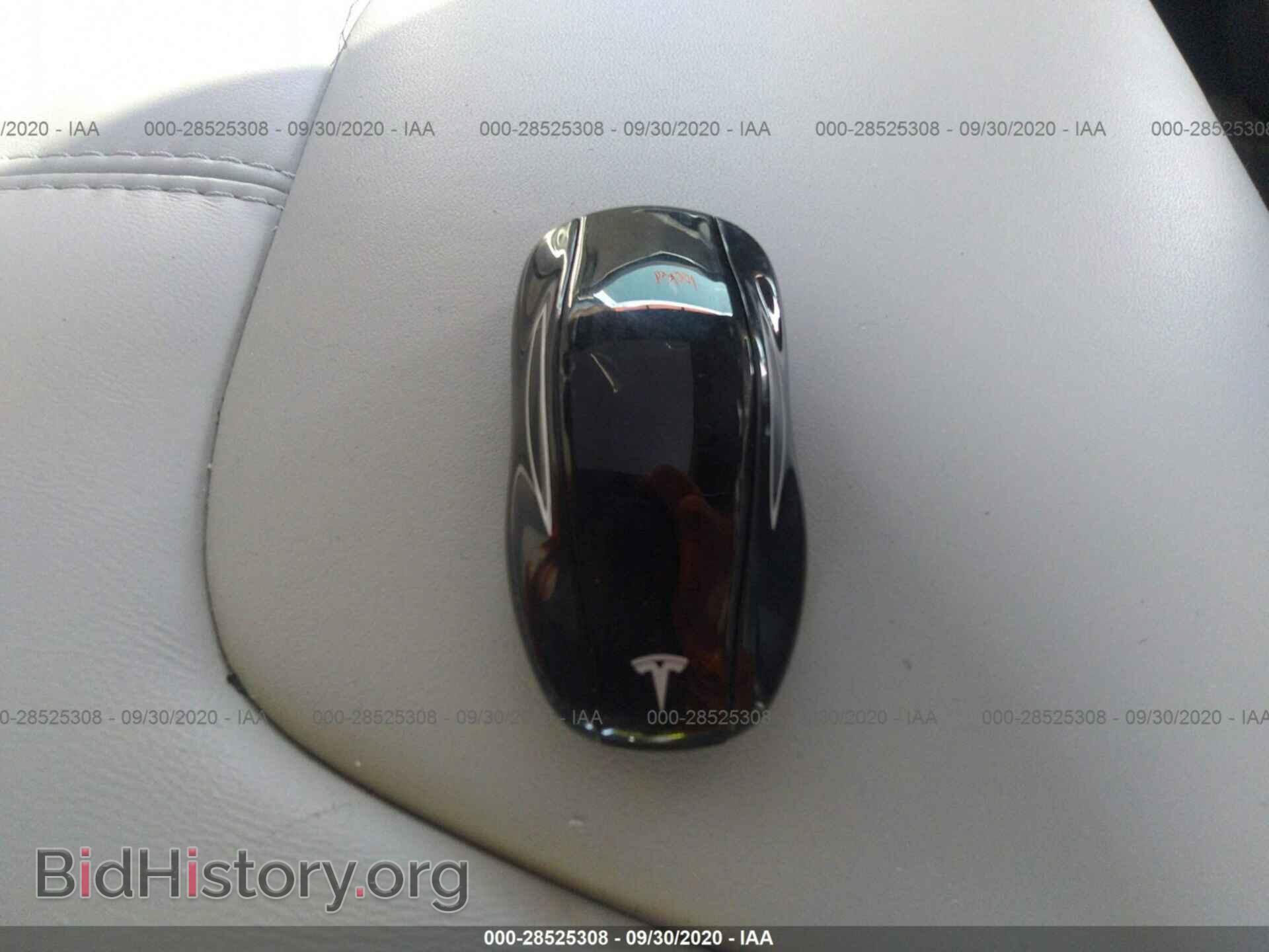 2016 TESLA MODEL S - VIN: 5YJSA1E24GF120482 - Фото 11