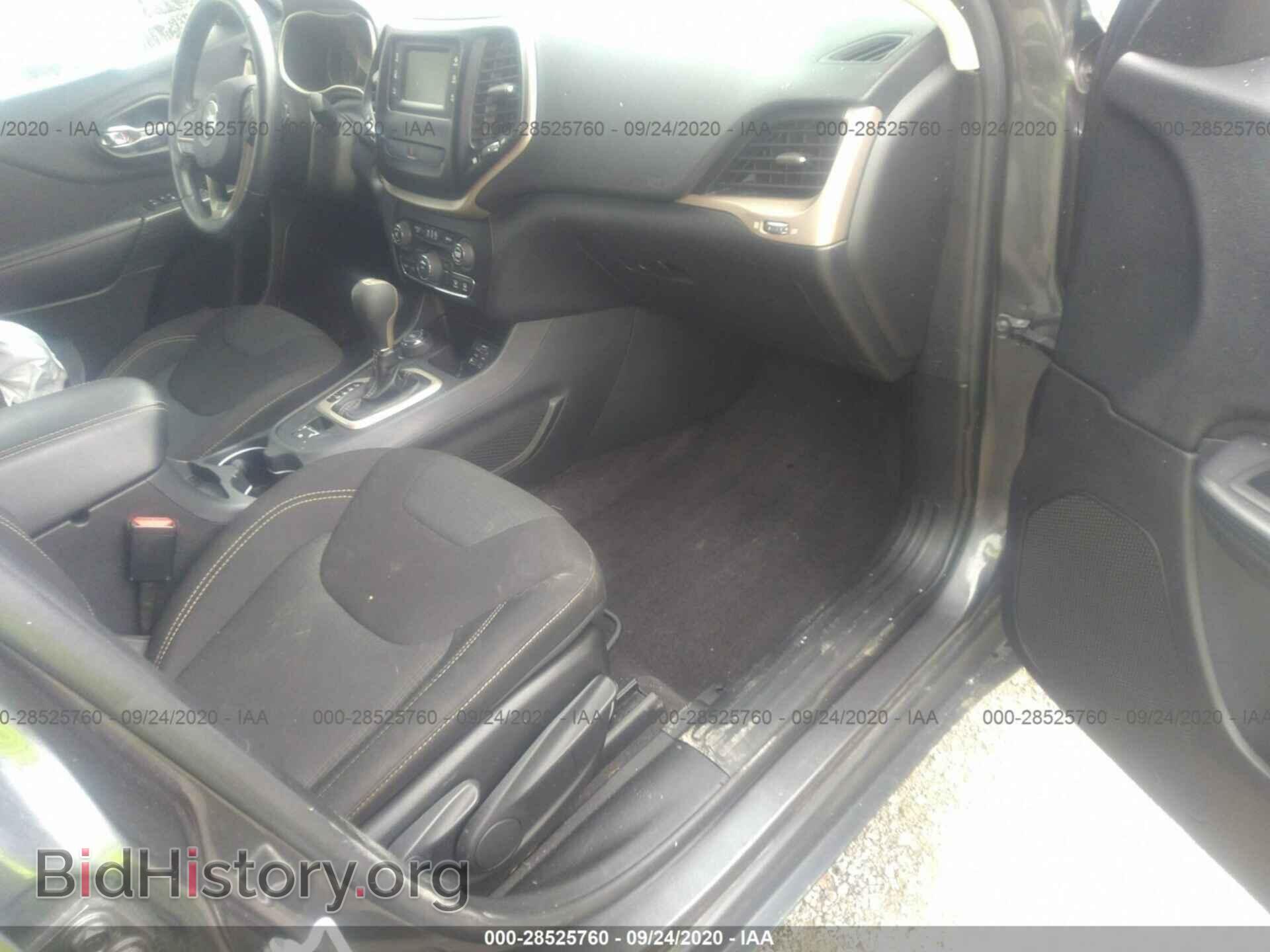 2016 JEEP CHEROKEE - VIN: 1C4PJMCS2GW239802 - Photo 5