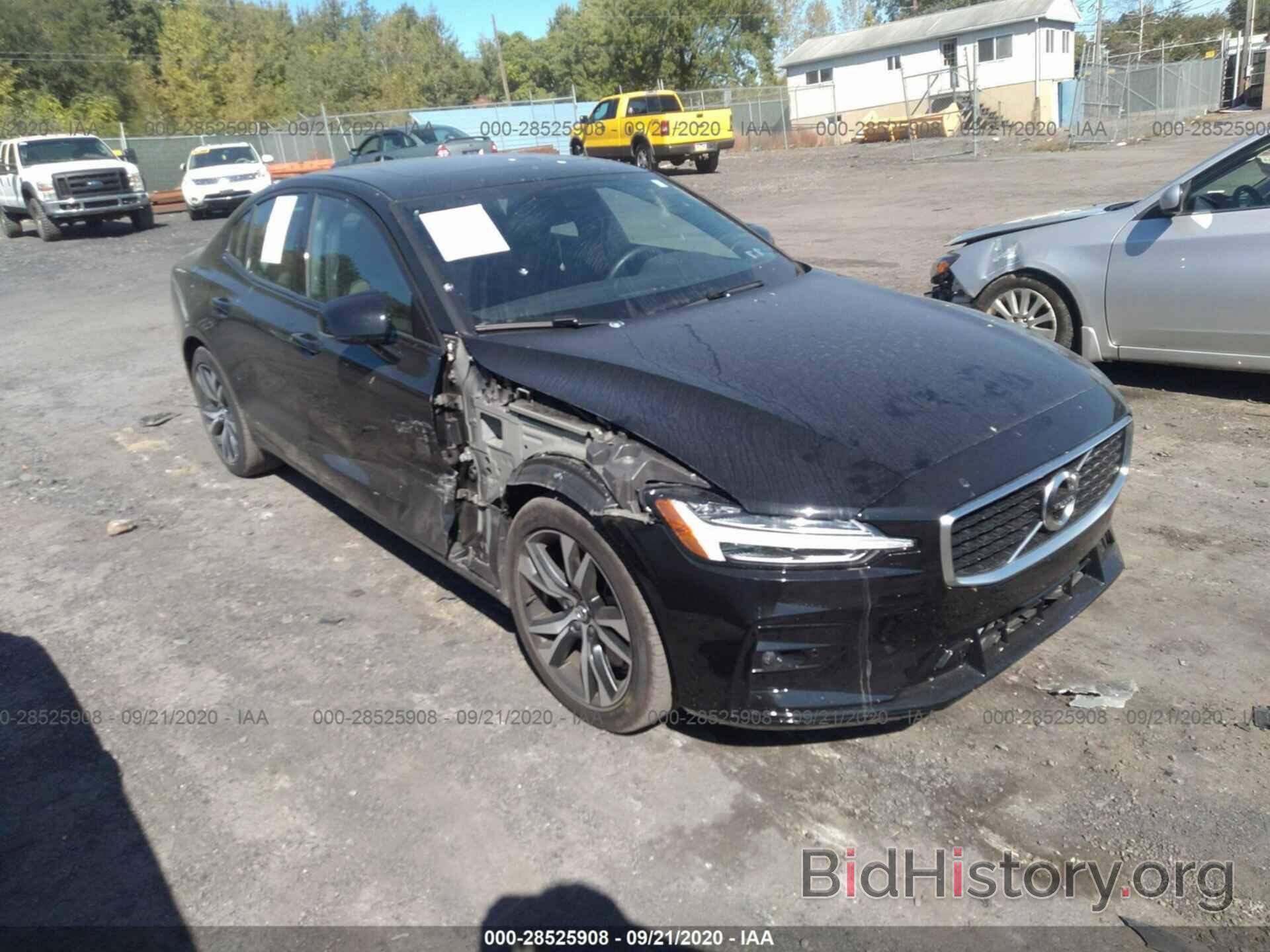 Photo 7JRA22TM2KG016706 - VOLVO S60 2019