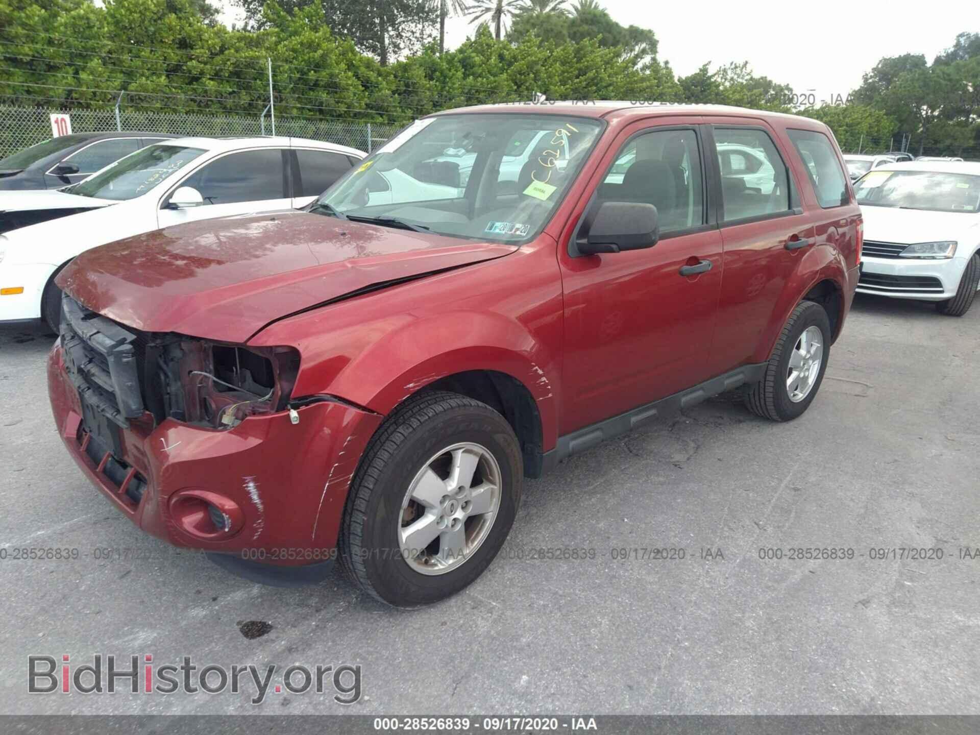 2012 FORD ESCAPE - VIN: 1FMCU0C70CKC62521 - Фото 2