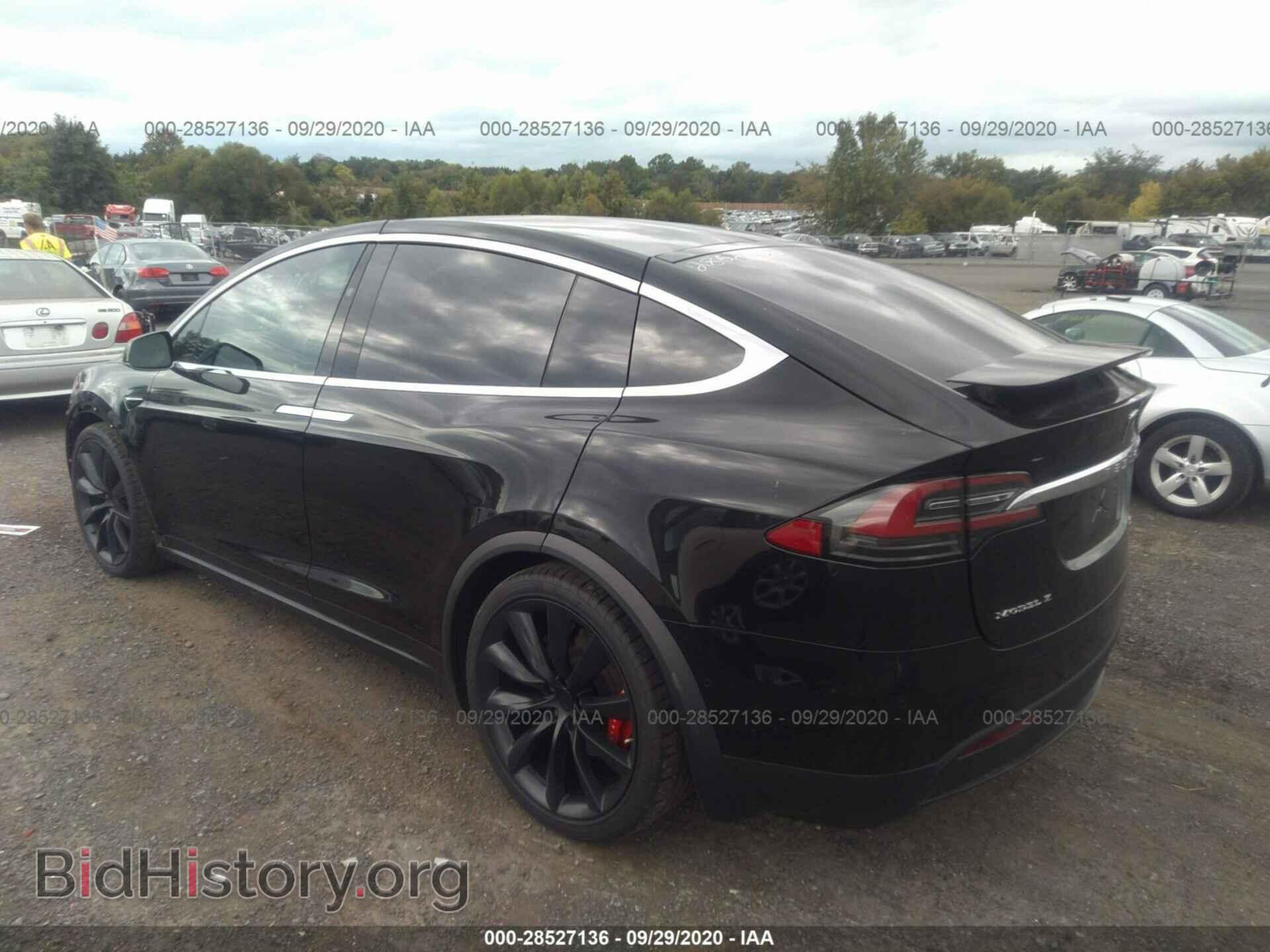 2017 TESLA MODEL X - VIN: 5YJXCBE47HF042014 - Фото 3