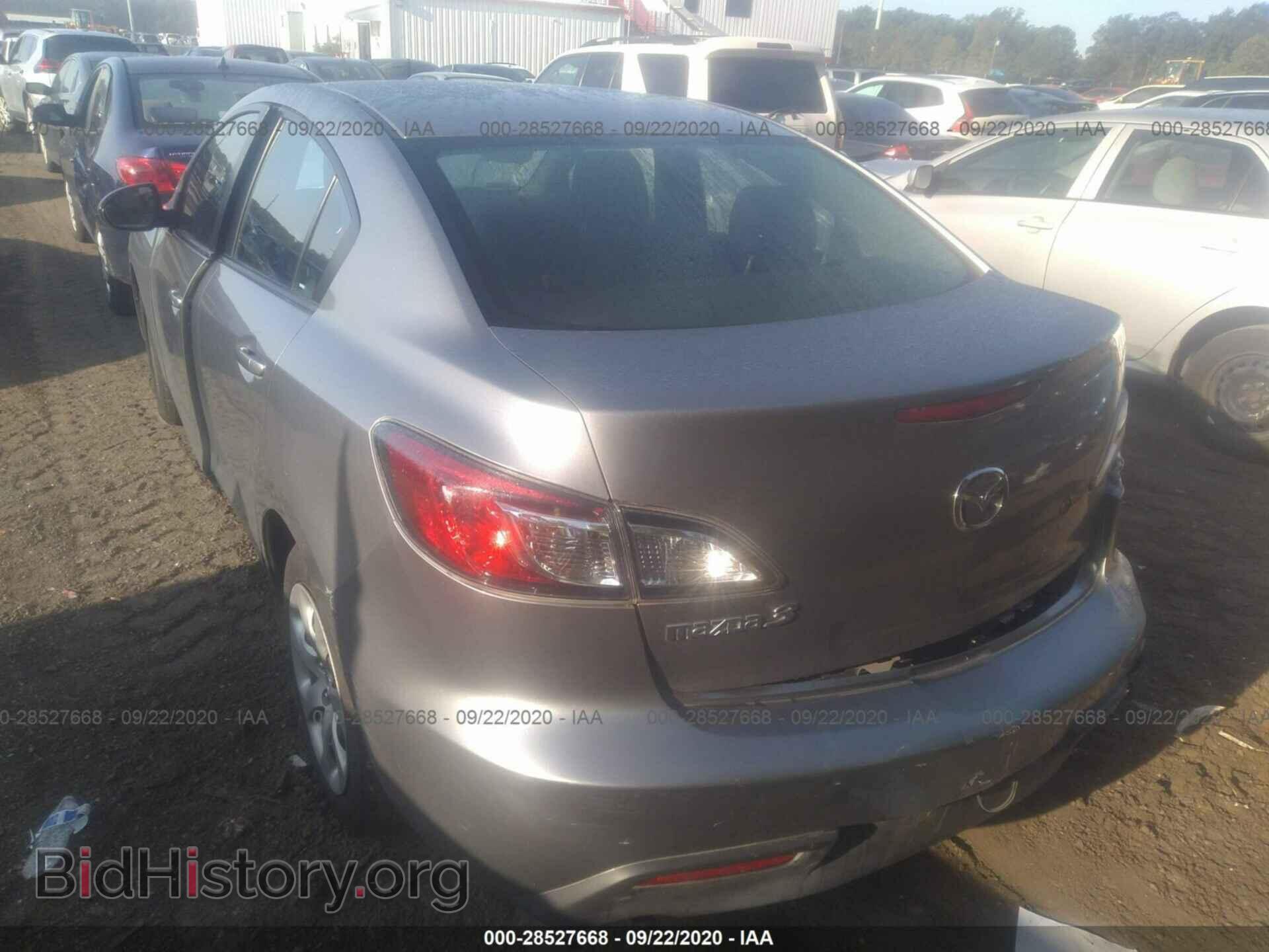 2011 MAZDA MAZDA3 - VIN: JM1BL1UFXB1900910 - Фото 3
