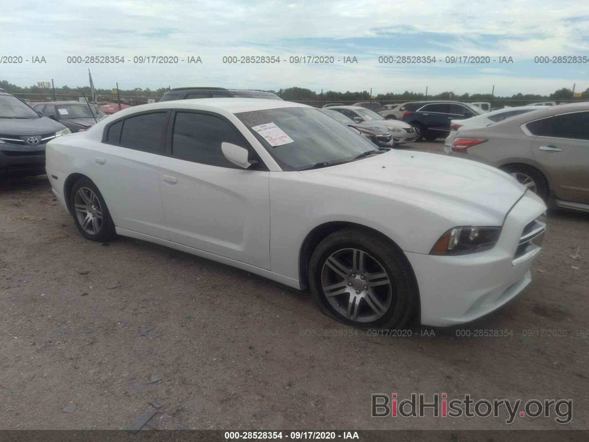 Photo 2C3CDXBGXDH720013 - DODGE CHARGER 2013