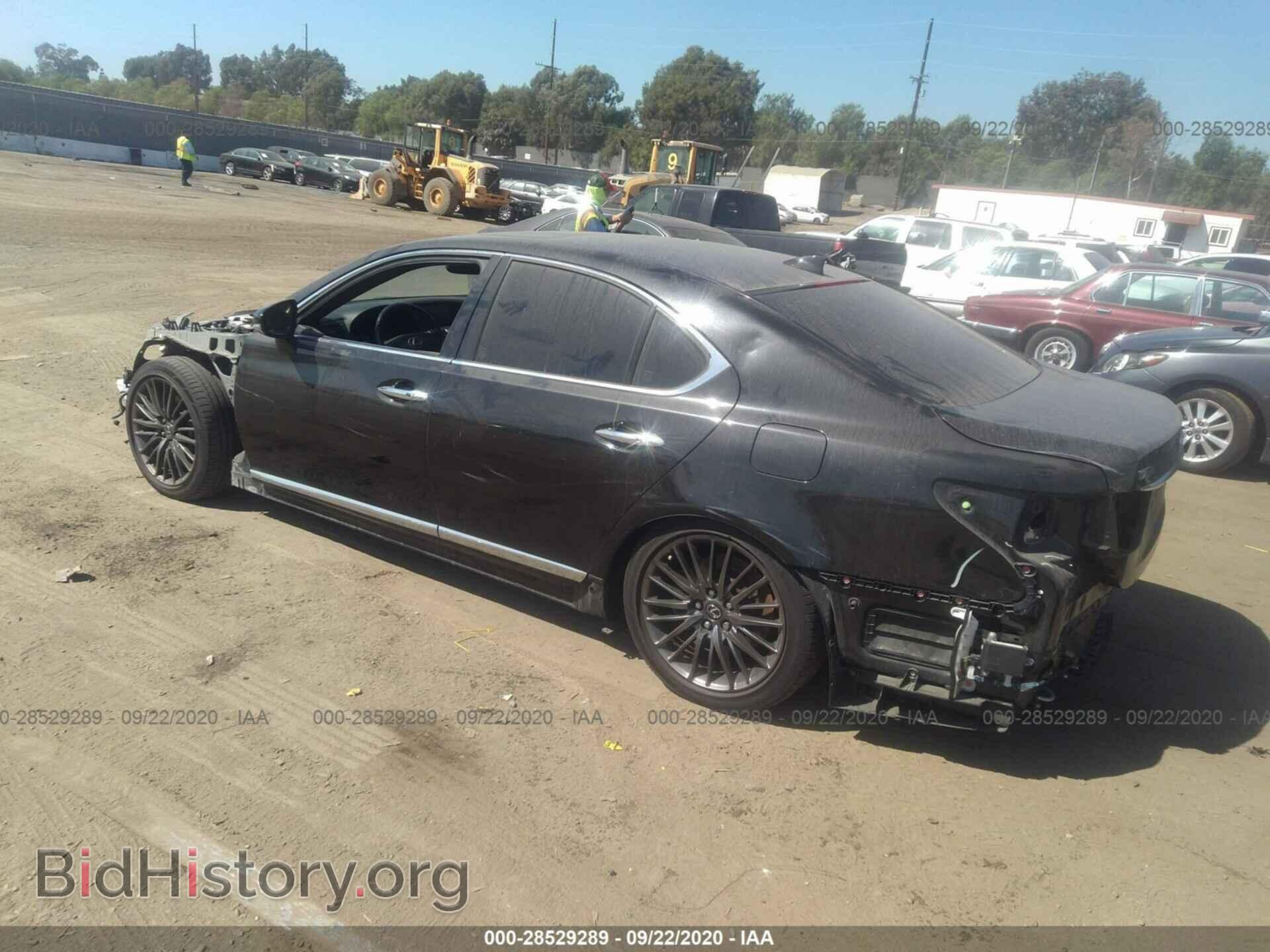 2017 LEXUS LS - VIN: JTHBL5EF0H5145997 - Фото 3