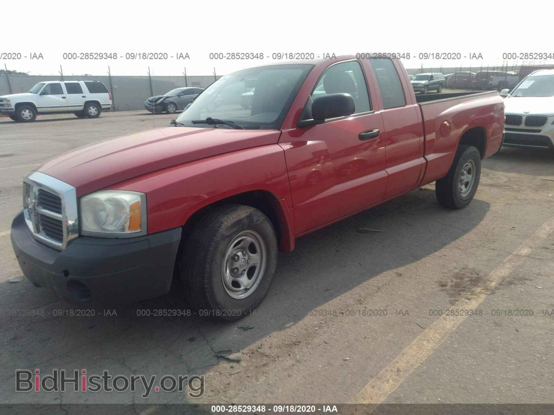 2005 DODGE DAKOTA - VIN: 1D7HW22K75S159062 - Фото 2