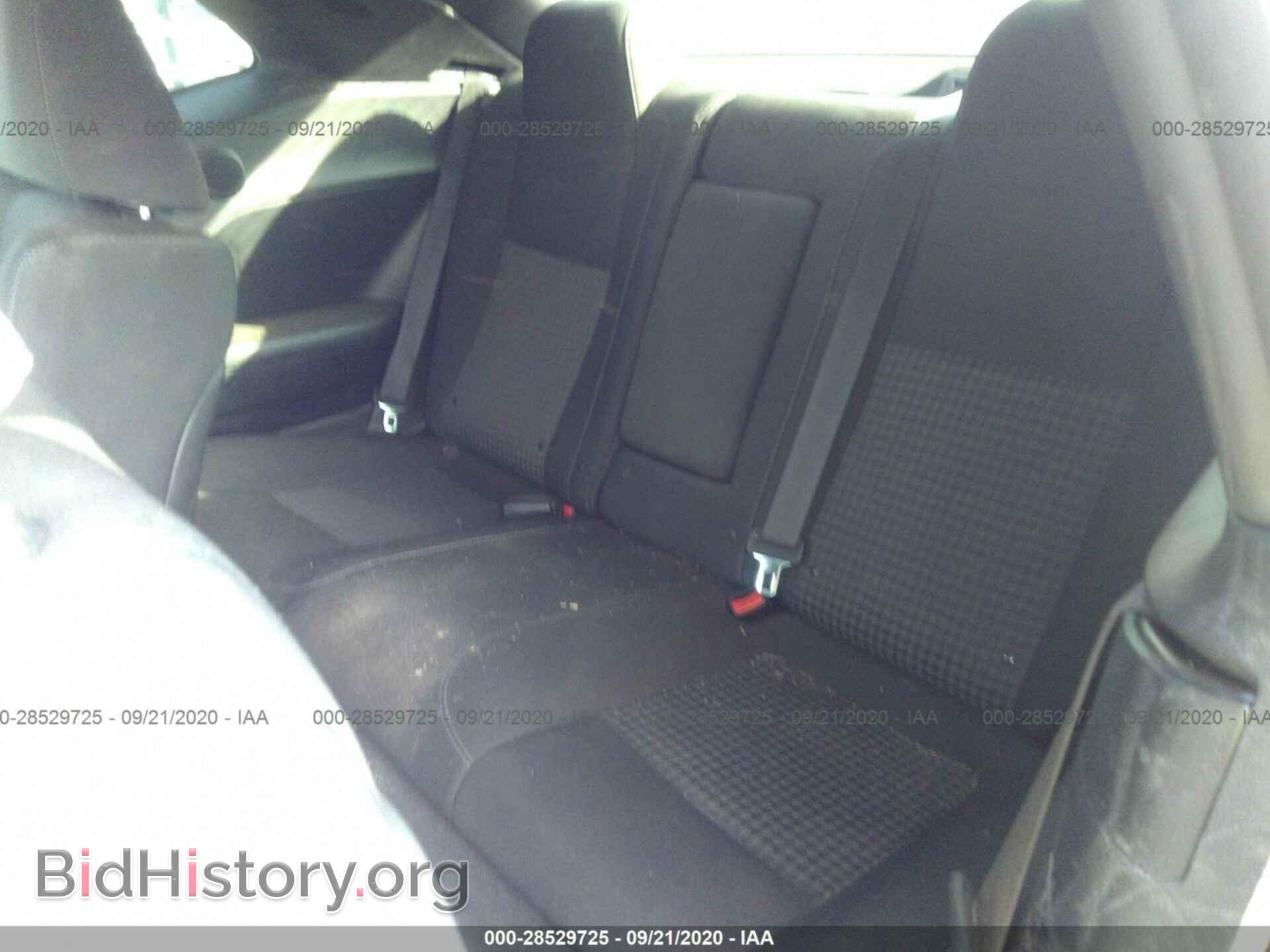 2019 DODGE CHALLENGER - VIN: 2C3CDZBT1KH521695 - Фото 8