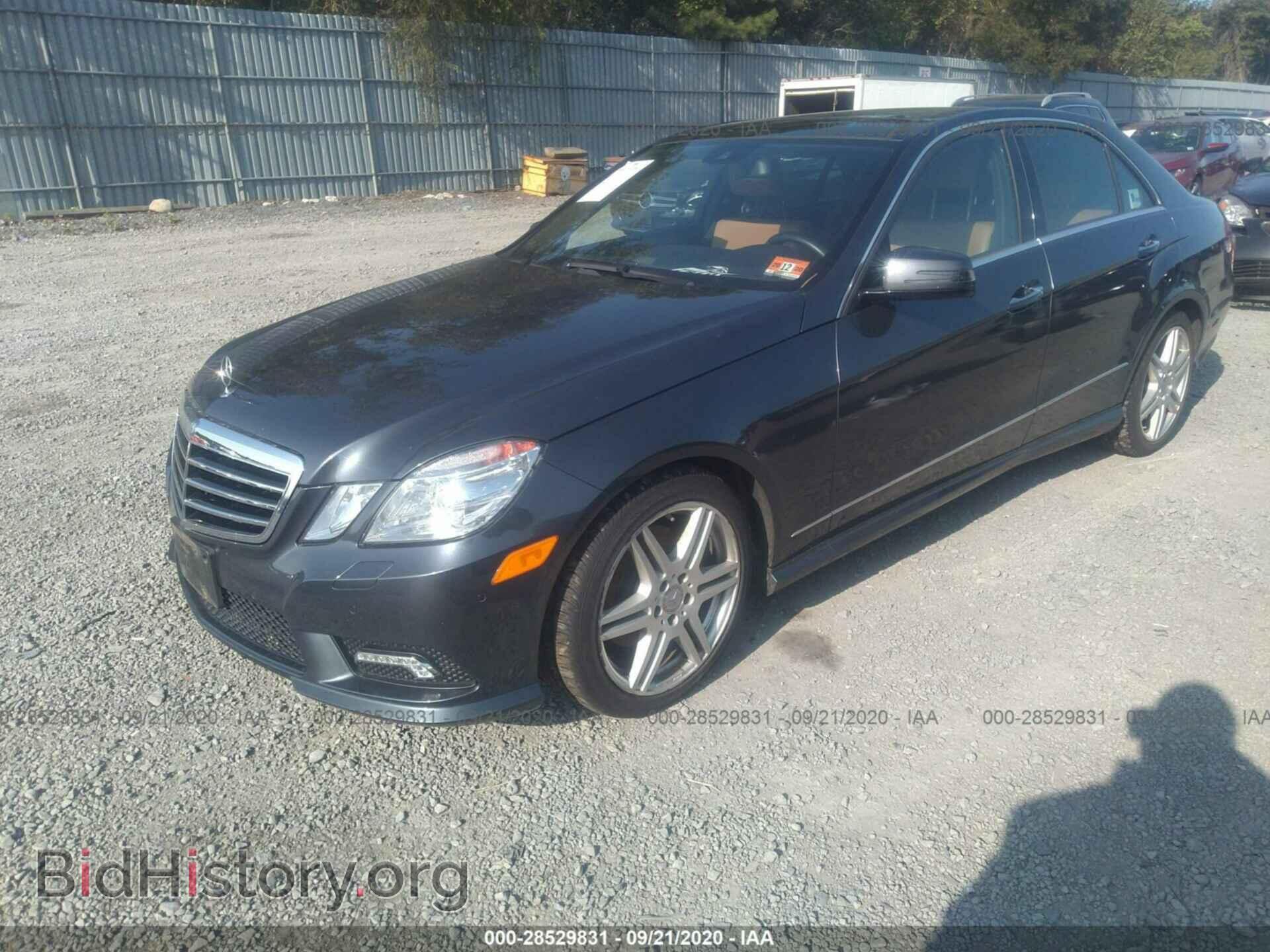2011 MERCEDES-BENZ E-CLASS - VIN: WDDHF8HB7BA310994 - Фото 2