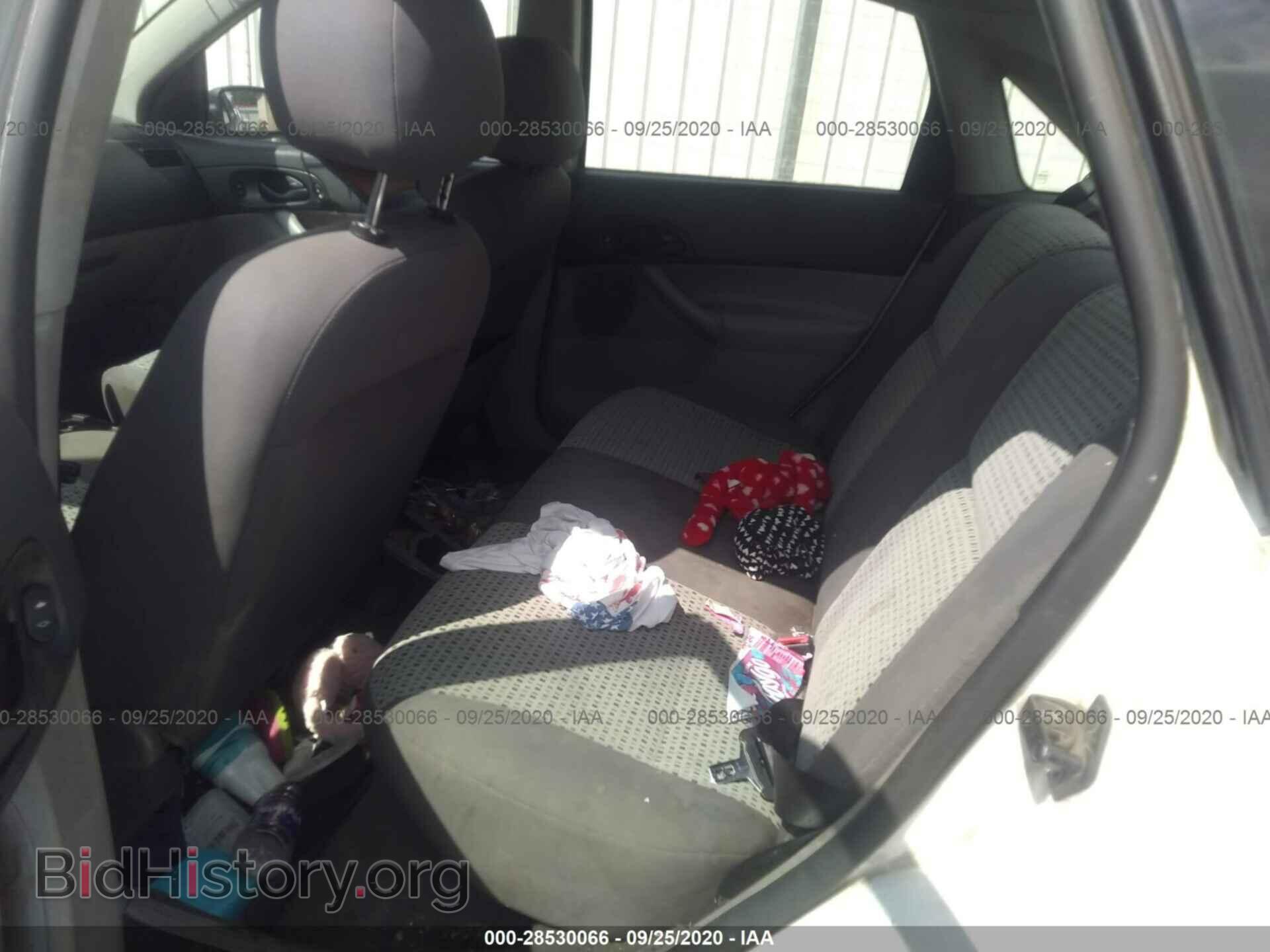 2007 FORD FOCUS - VIN: 1FAFP34N87W243405 - Фото 8