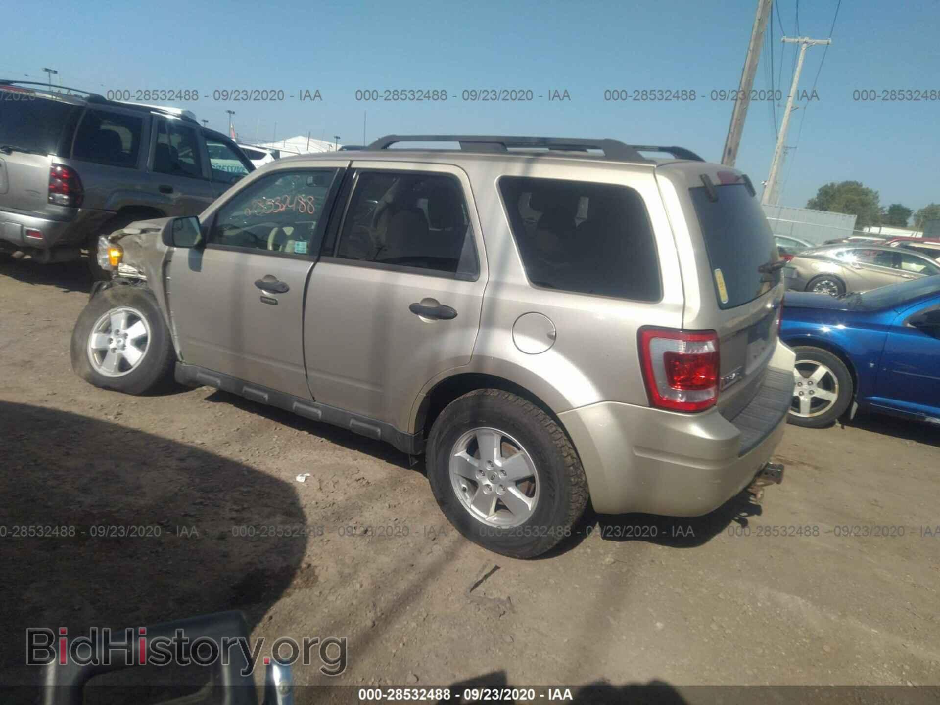 2012 FORD ESCAPE - VIN: 1FMCU0D71CKB39132 - Photo 3