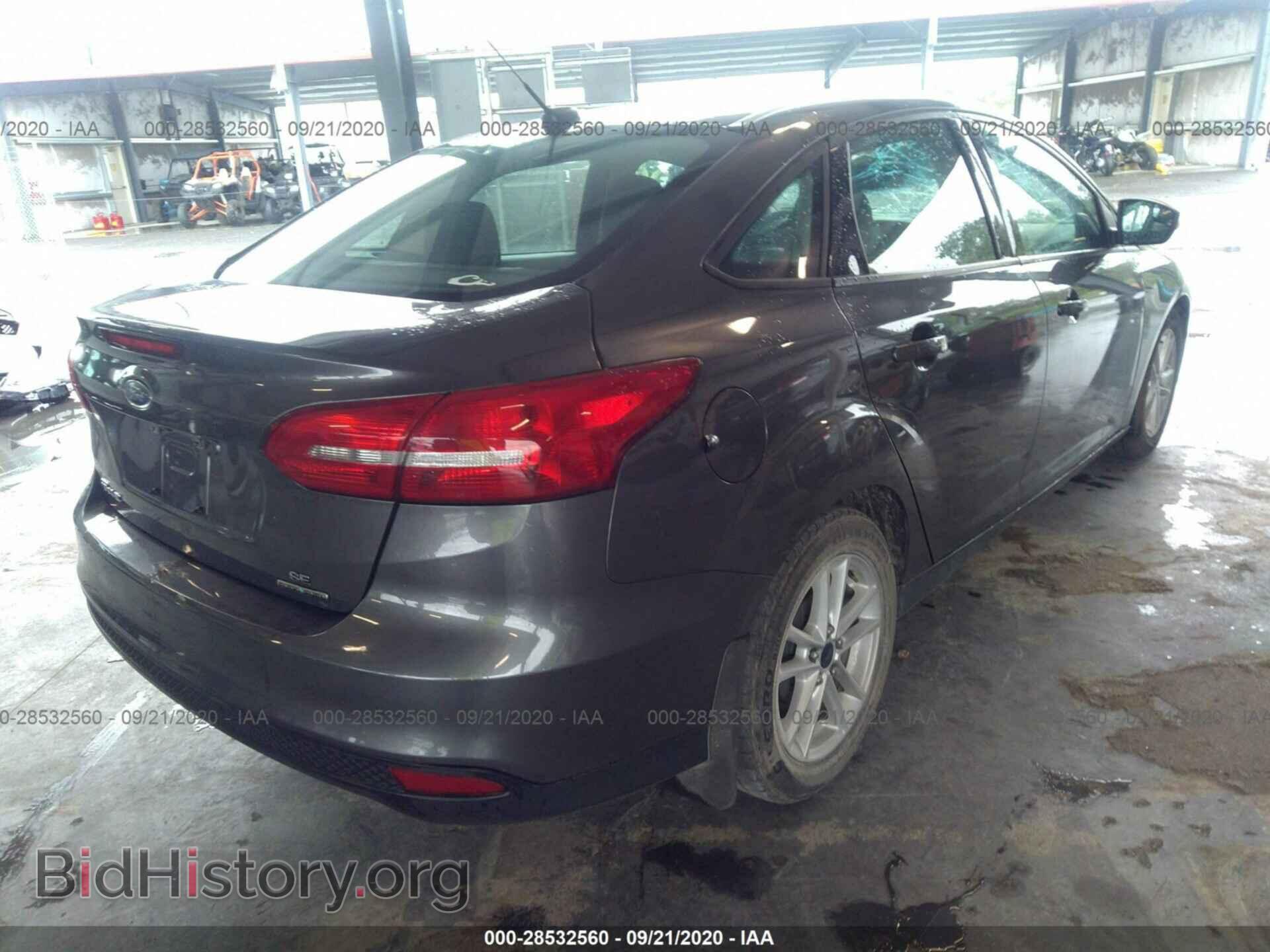 2016 FORD FOCUS - VIN: 1FADP3F2XGL208182 - Photo 4