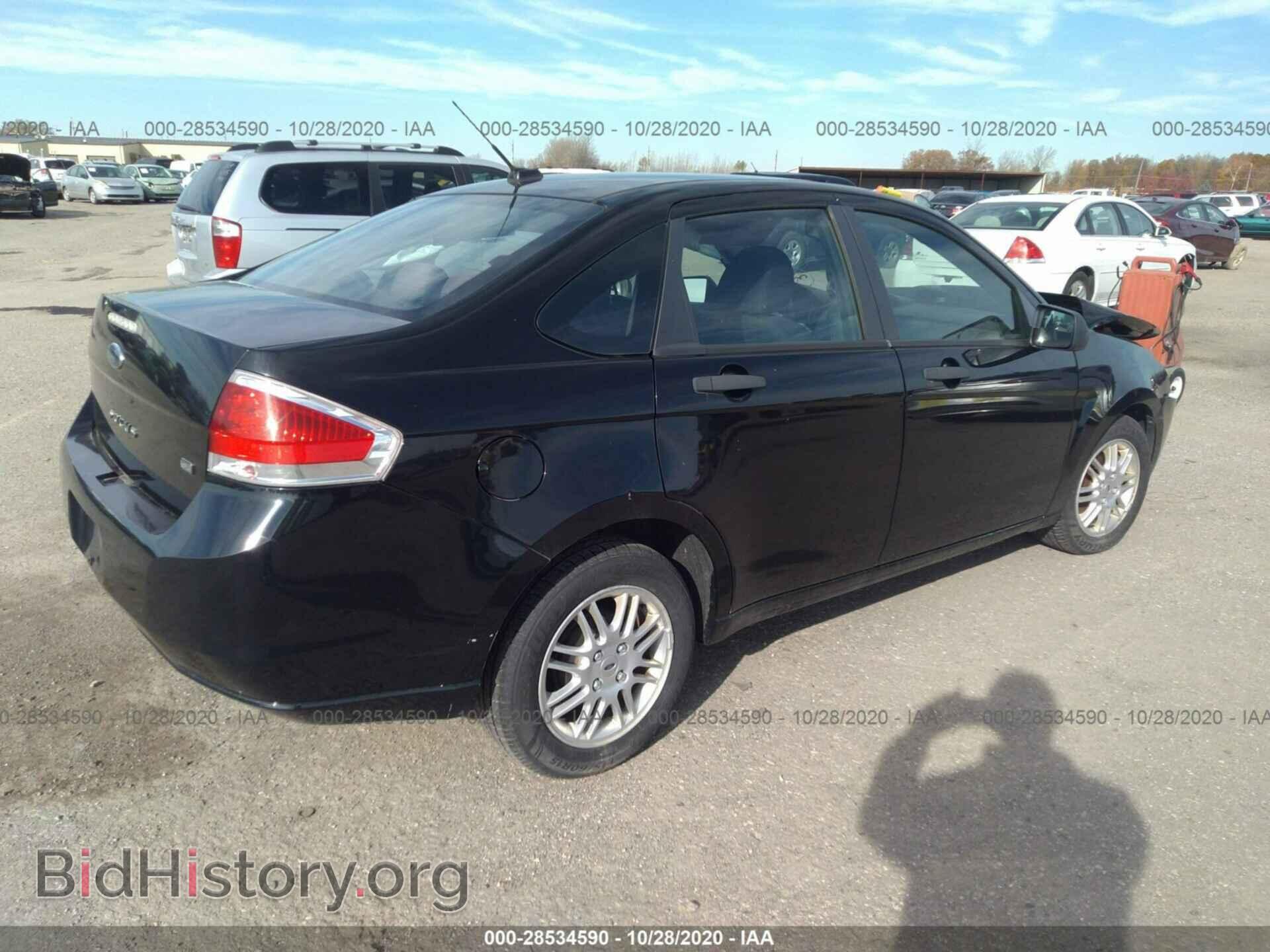 2011 FORD FOCUS - VIN: 1FAHP3FN8BW111713 - Photo 4