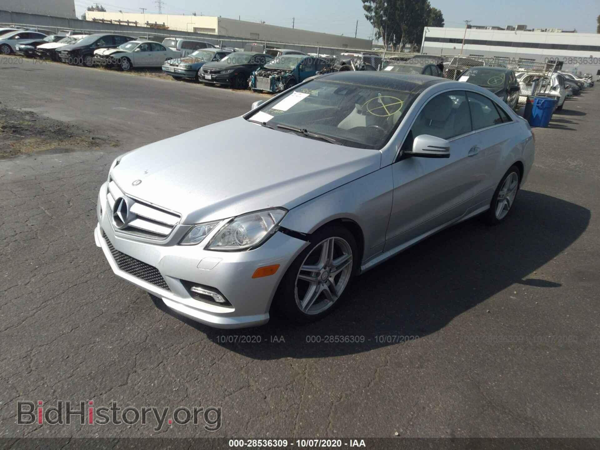 2011 MERCEDES-BENZ E-CLASS - VIN: WDDKJ7CB4BF113239 - Photo 2