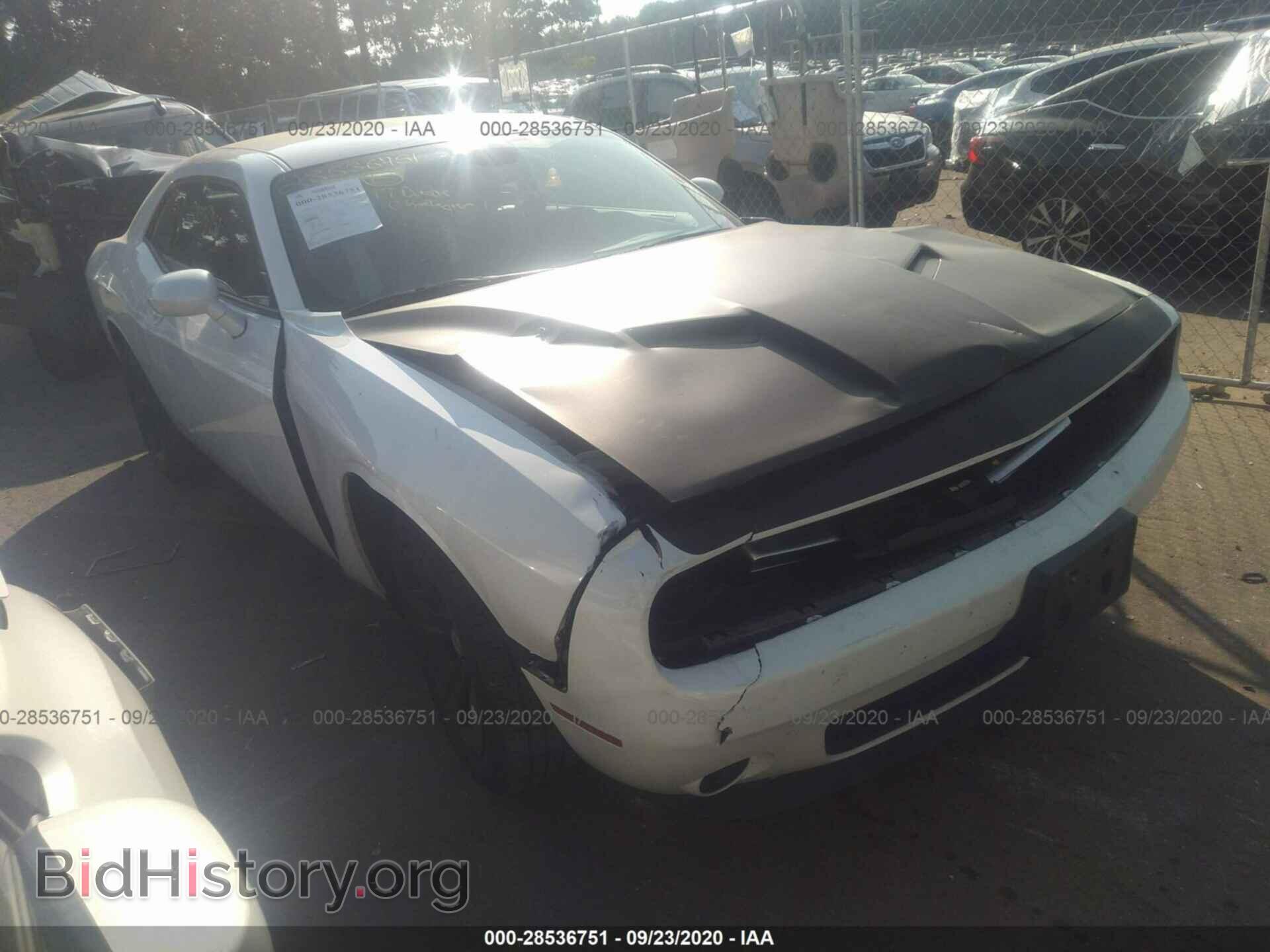 Photo 2C3CDZAGXHH501569 - DODGE CHALLENGER 2017