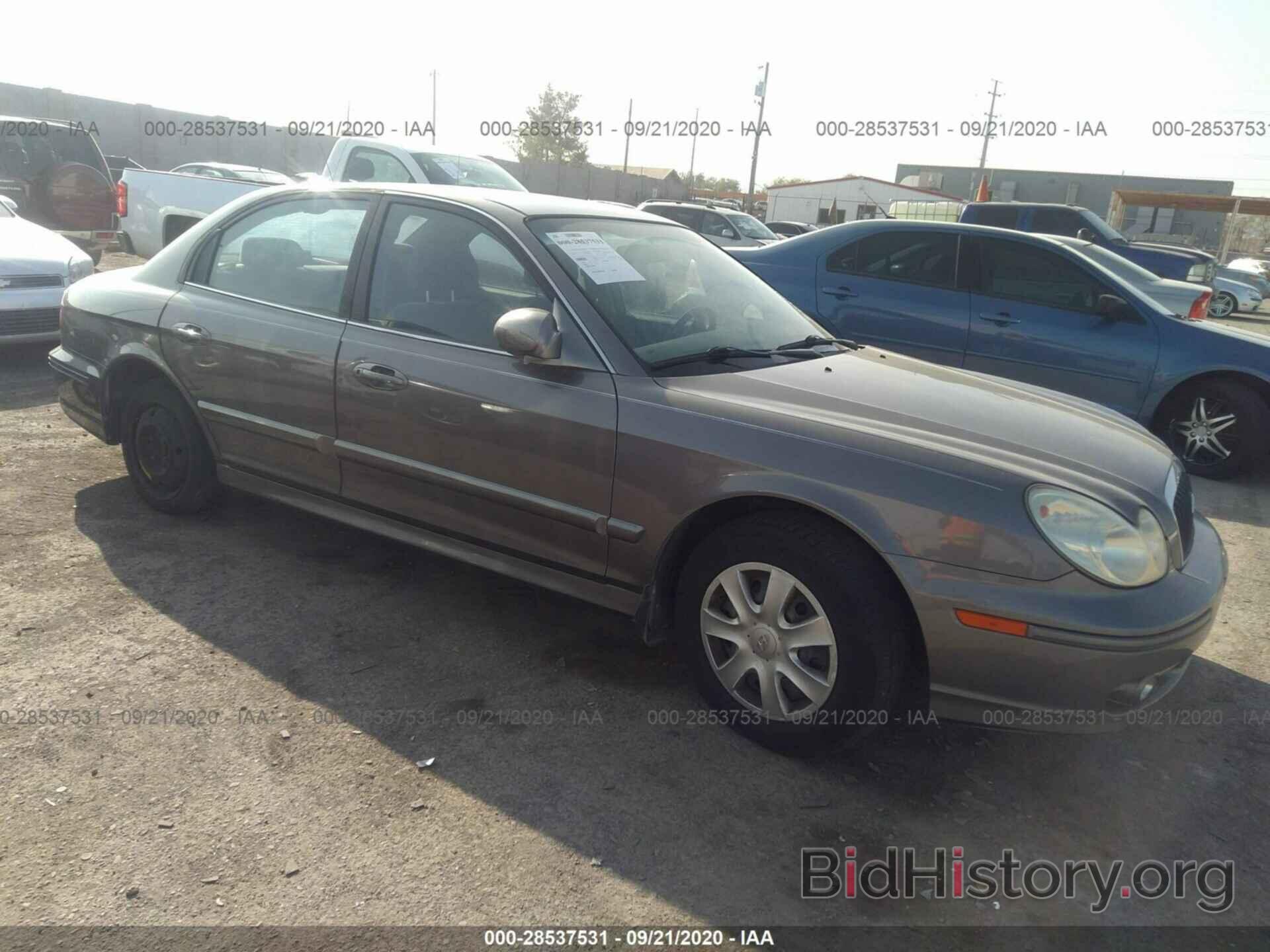 Photo KMHWF25H44A035123 - HYUNDAI SONATA 2004