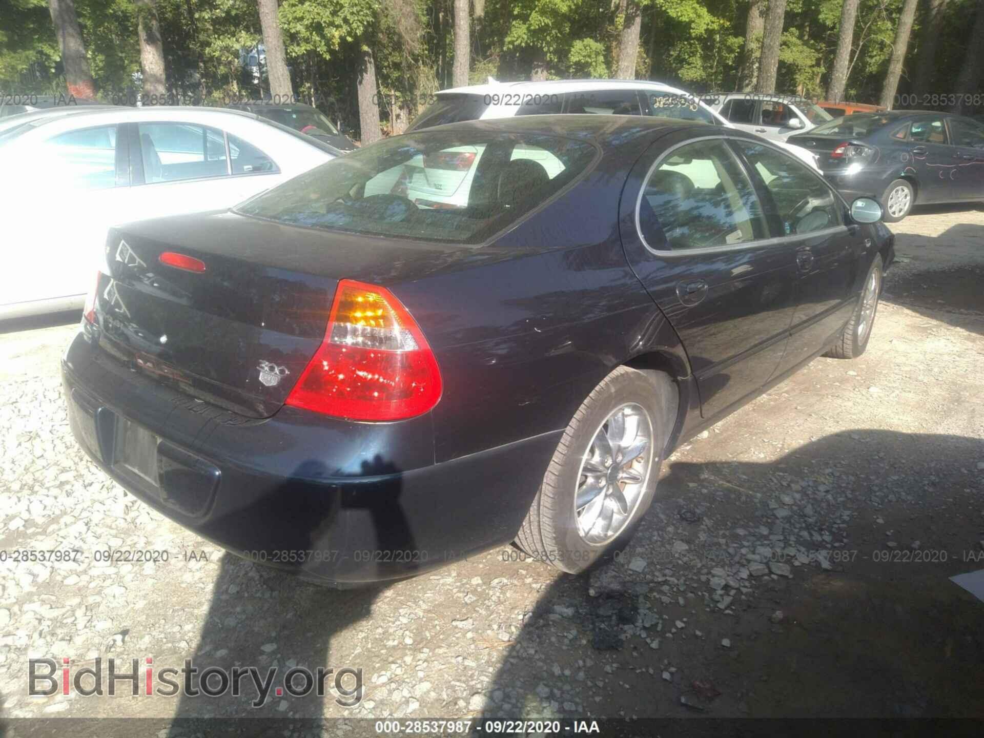2003 CHRYSLER 300M - VIN: 2C3AE66G43H507016 - Photo 4