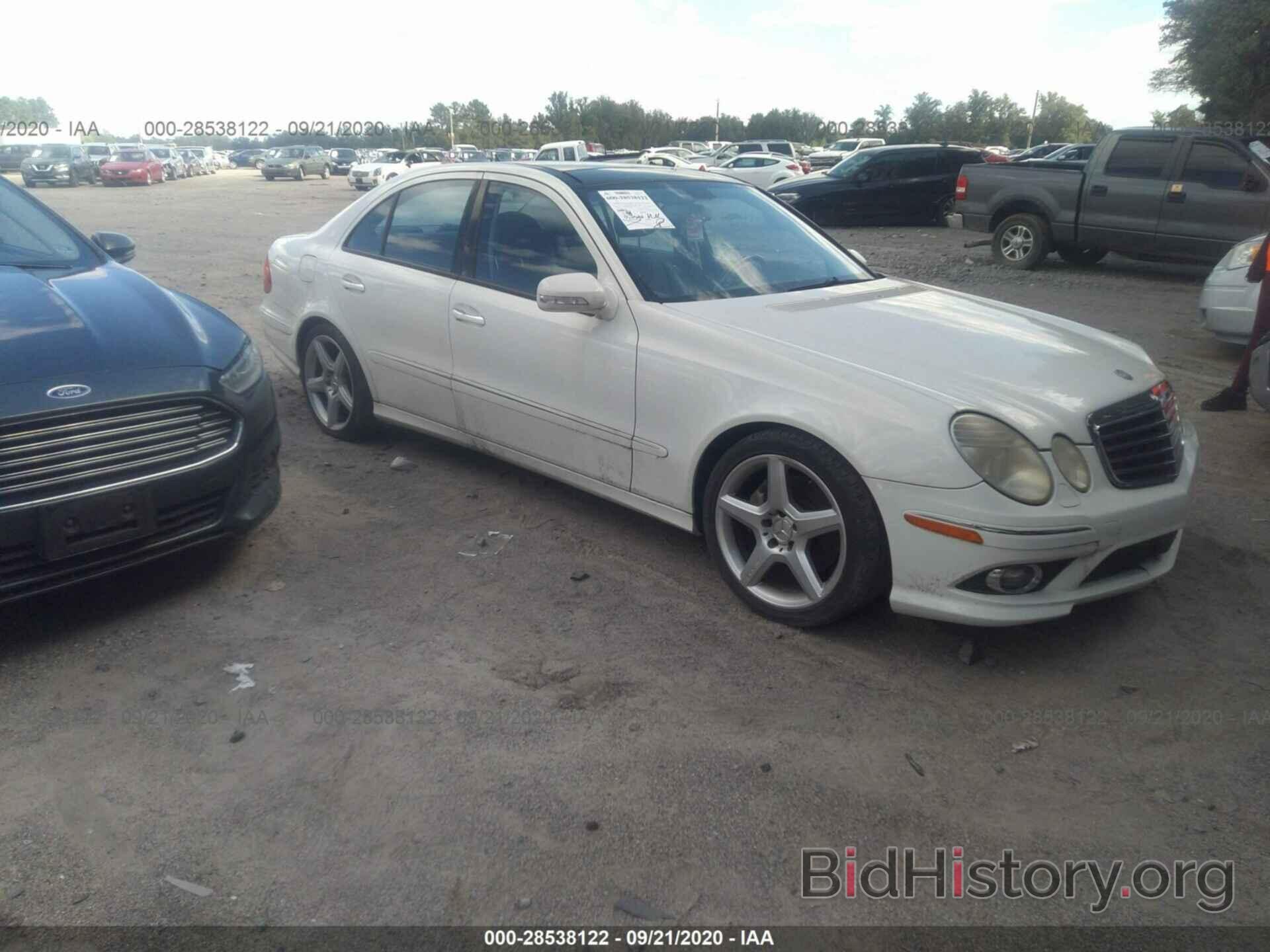 Photo WDBUF56X67B170944 - MERCEDES-BENZ E-CLASS 2007