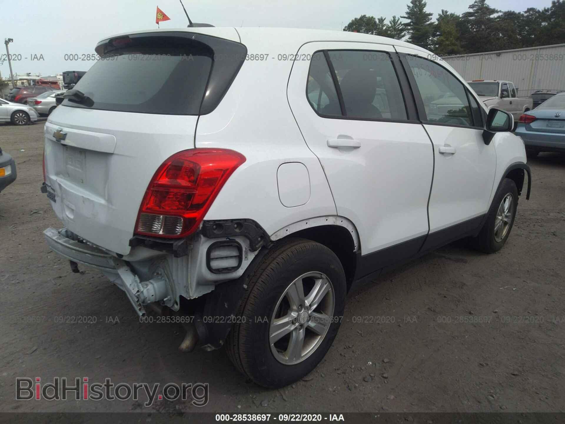 2017 CHEVROLET TRAX - VIN: 3GNCJNSB3HL287068 - Photo 4