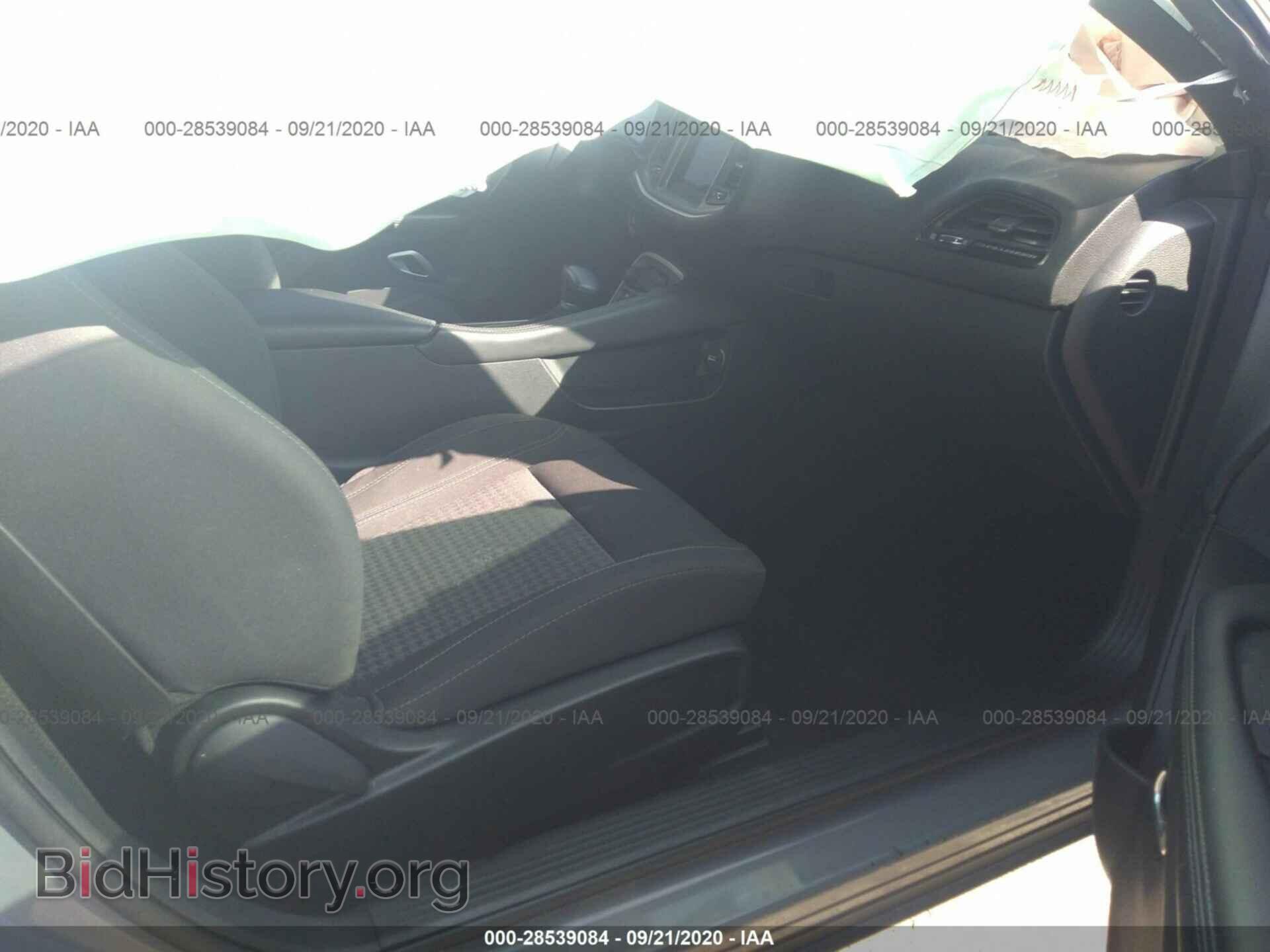 2019 DODGE CHALLENGER - VIN: 2C3CDZAG0KH623154 - Photo 5