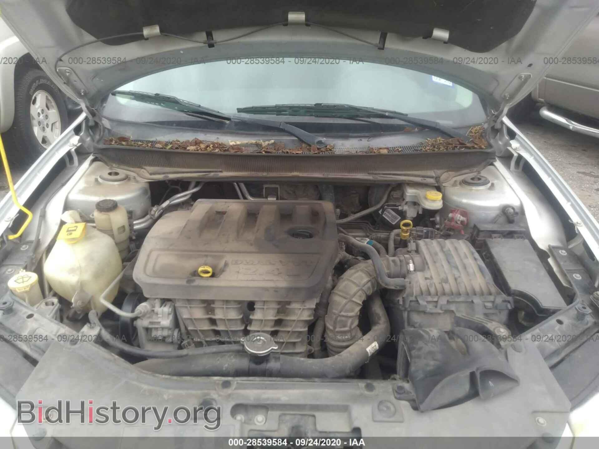 2010 CHRYSLER SEBRING - VIN: 1C3CC4FB8AN217843 - Фото 10