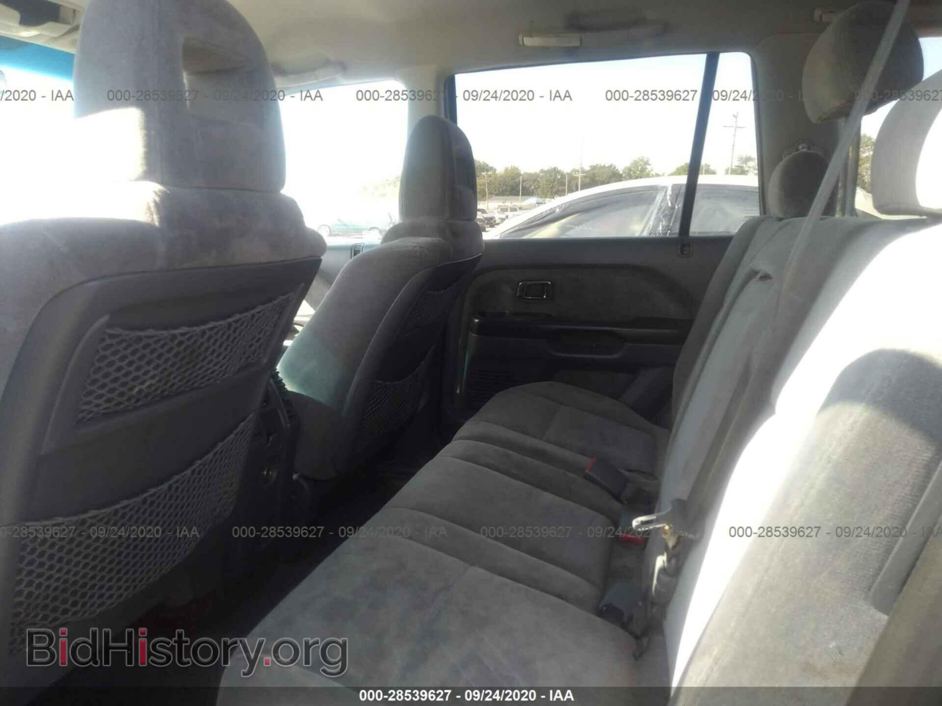 2005 HONDA PILOT - VIN: 5FNYF18405B063140 - Фото 8
