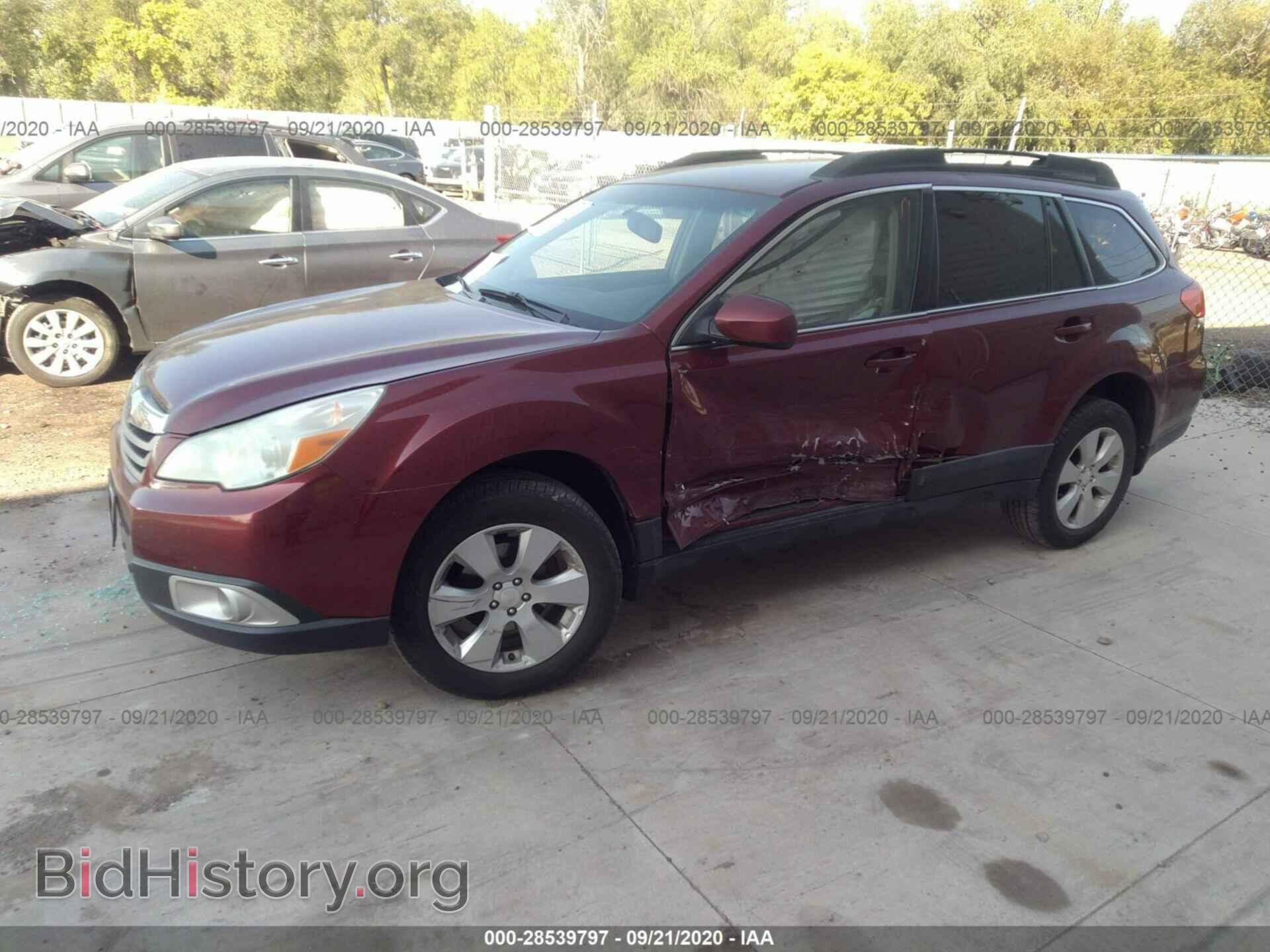2011 SUBARU OUTBACK - VIN: 4S4BRBFC9B3345522 - Фото 2