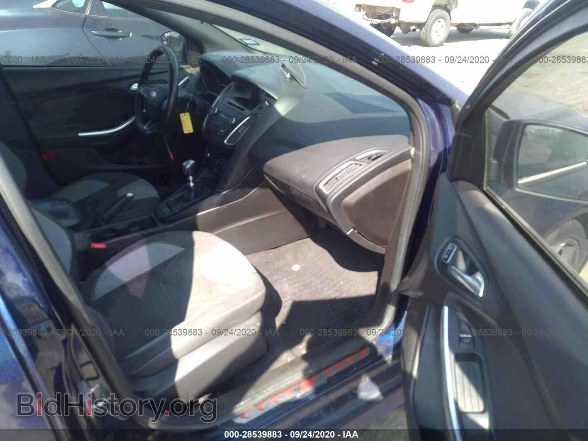 2016 FORD FOCUS - VIN: 1FADP3L90GL374342 - Фото 5