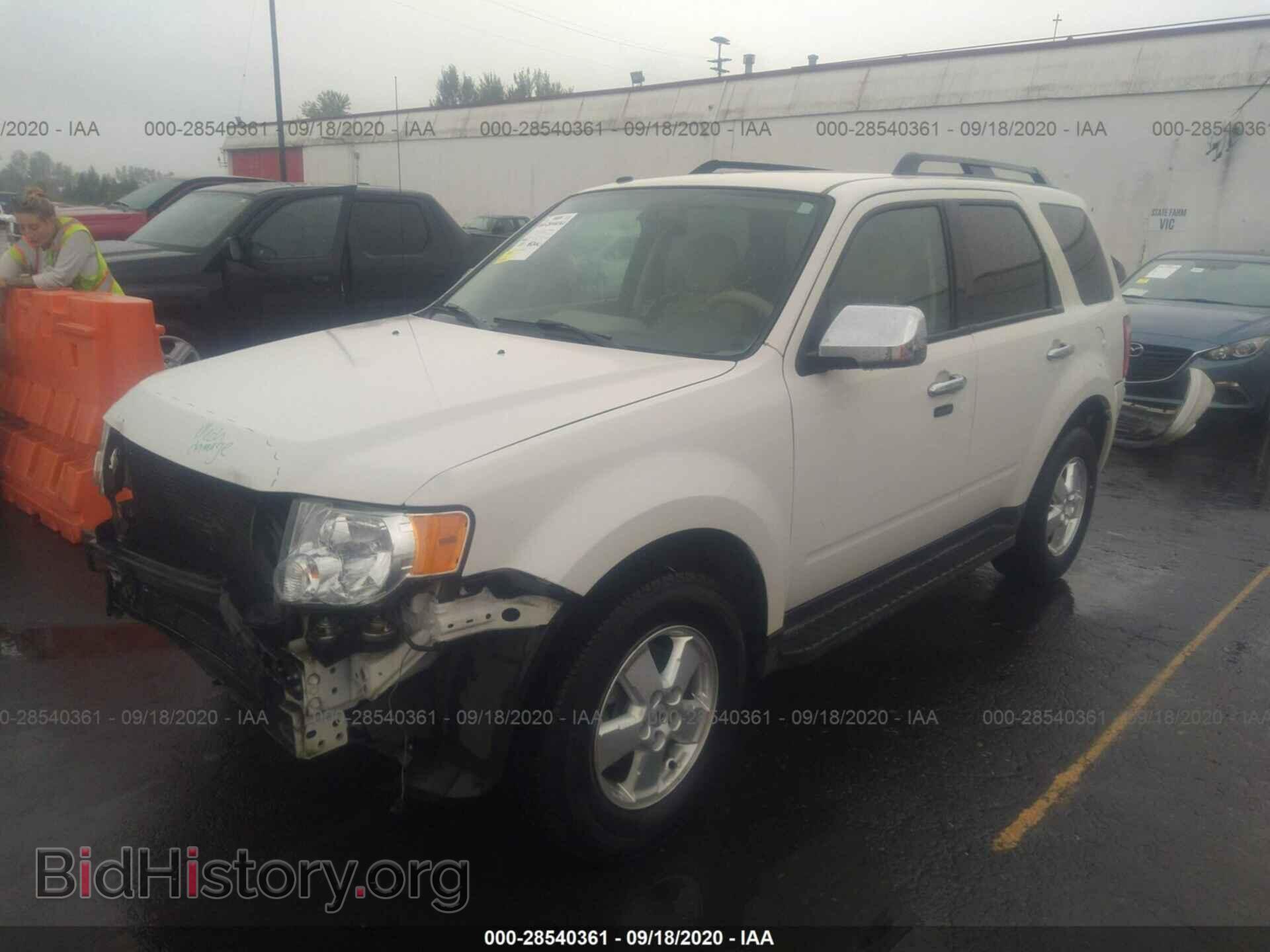 2012 FORD ESCAPE - VIN: 1FMCU0DG4CKA41633 - Photo 2