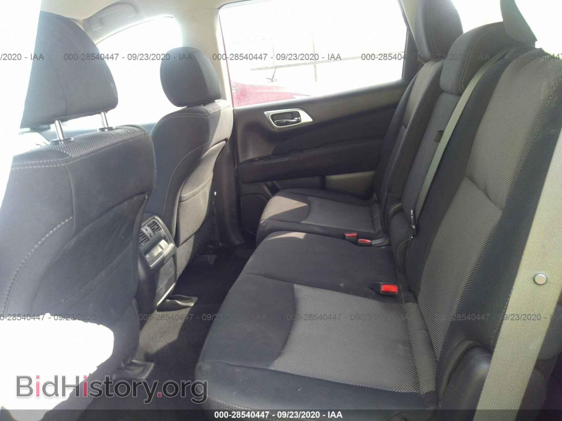 2017 NISSAN PATHFINDER - VIN: 5N1DR2MM1HC674664 - Фото 8