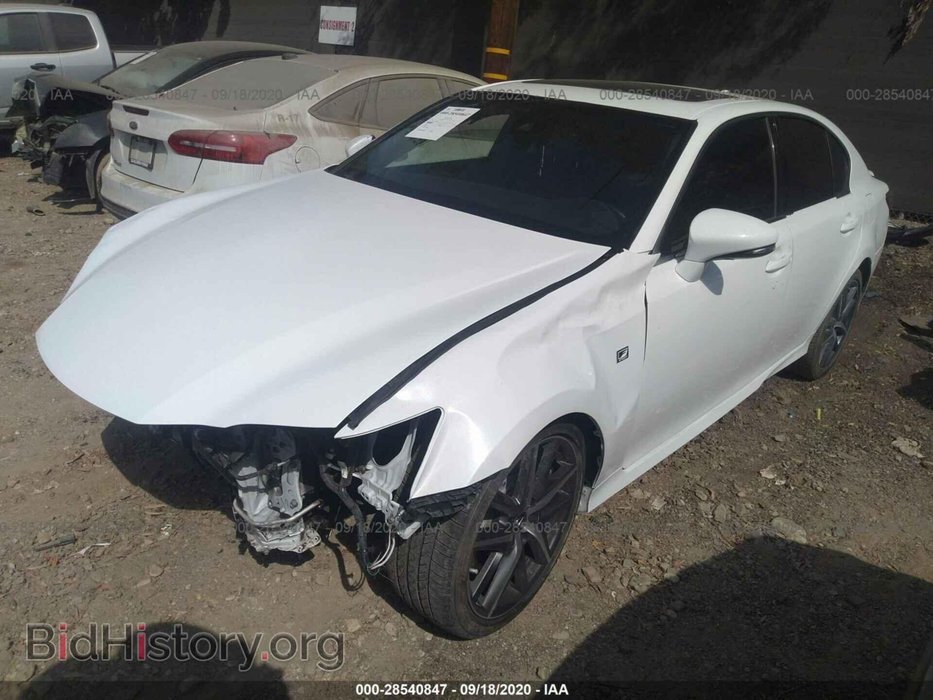 2018 LEXUS GS - VIN: JTHBZ1BL8JA016291 - Photo 2
