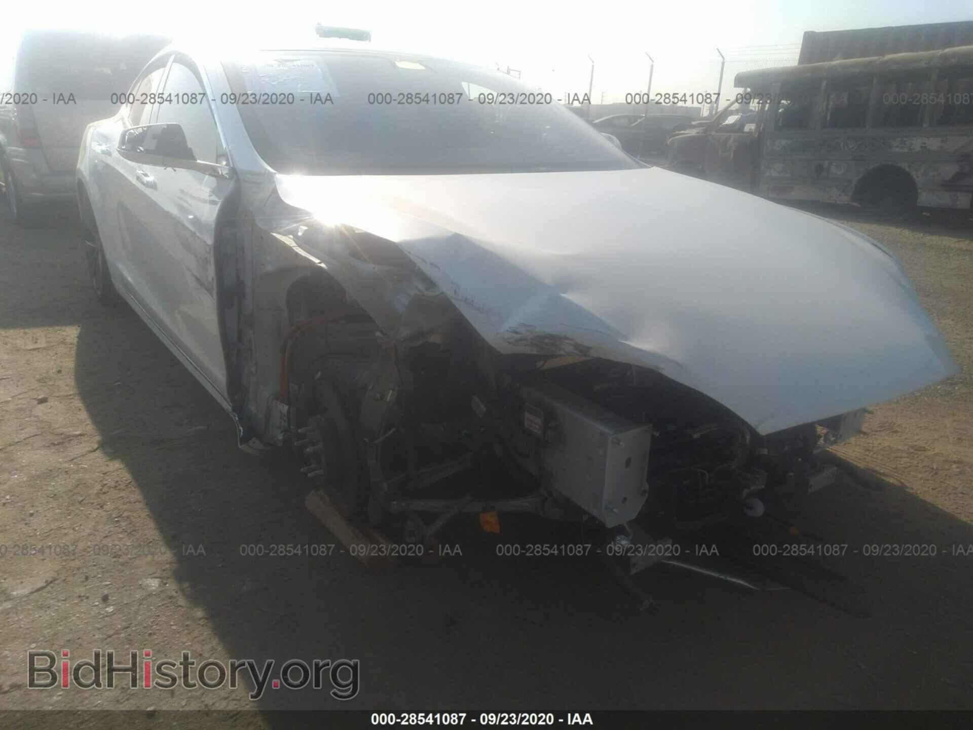 Photo 5YJSA1E22LF380471 - TESLA MODEL S 2020