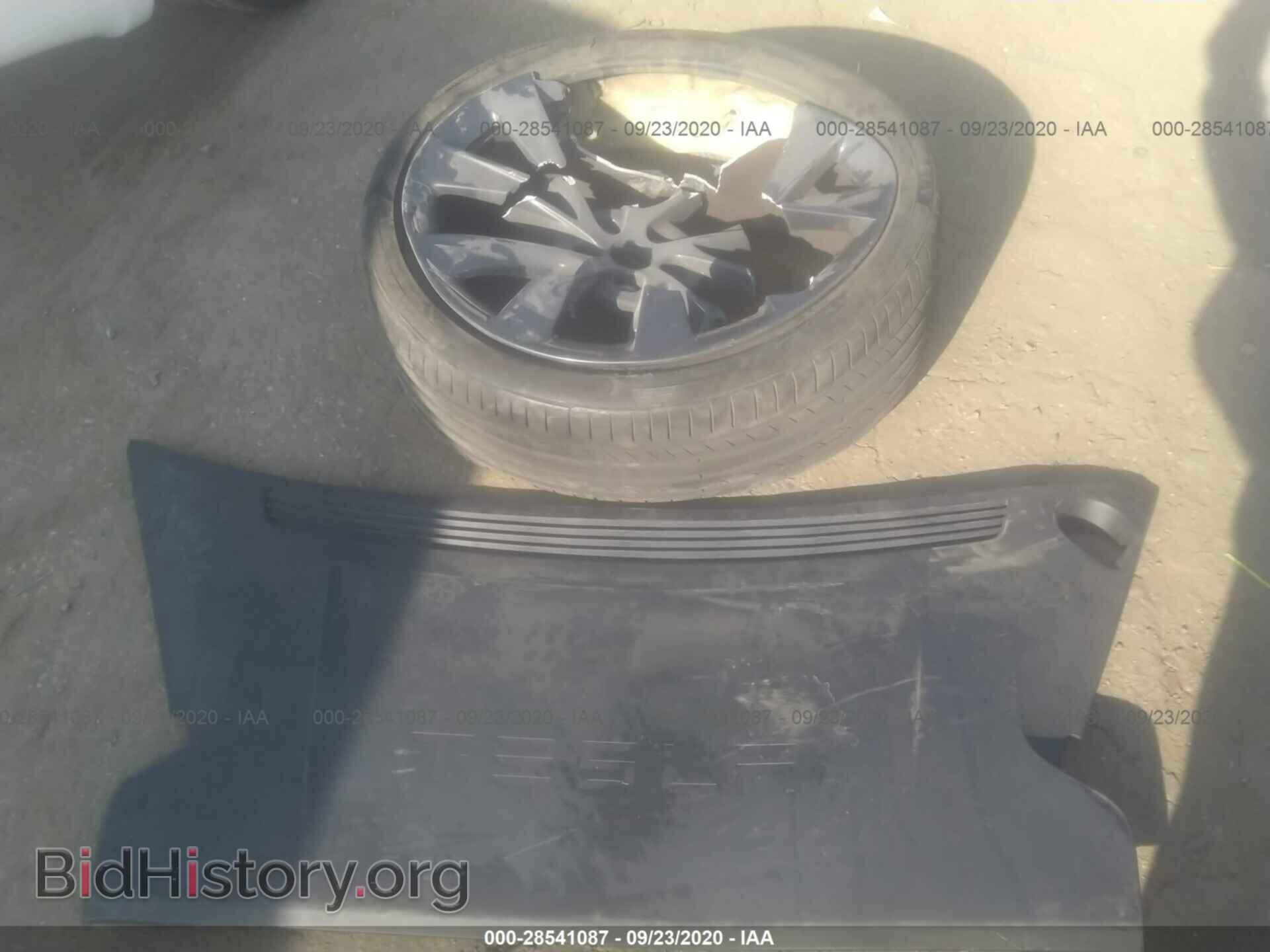 2020 TESLA MODEL S - VIN: 5YJSA1E22LF380471 - Photo 12