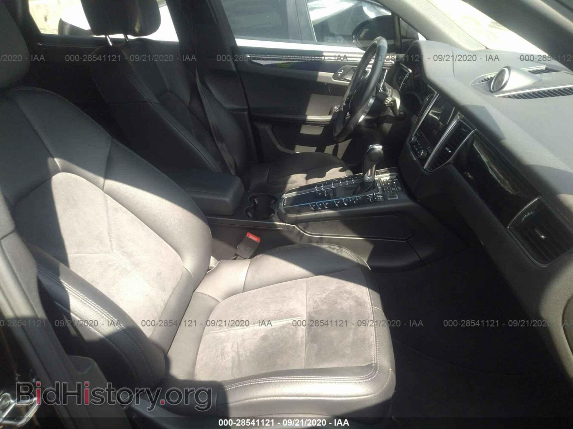 2017 PORSCHE MACAN - VIN: WP1AA2A56HLB83727 - Photo 5