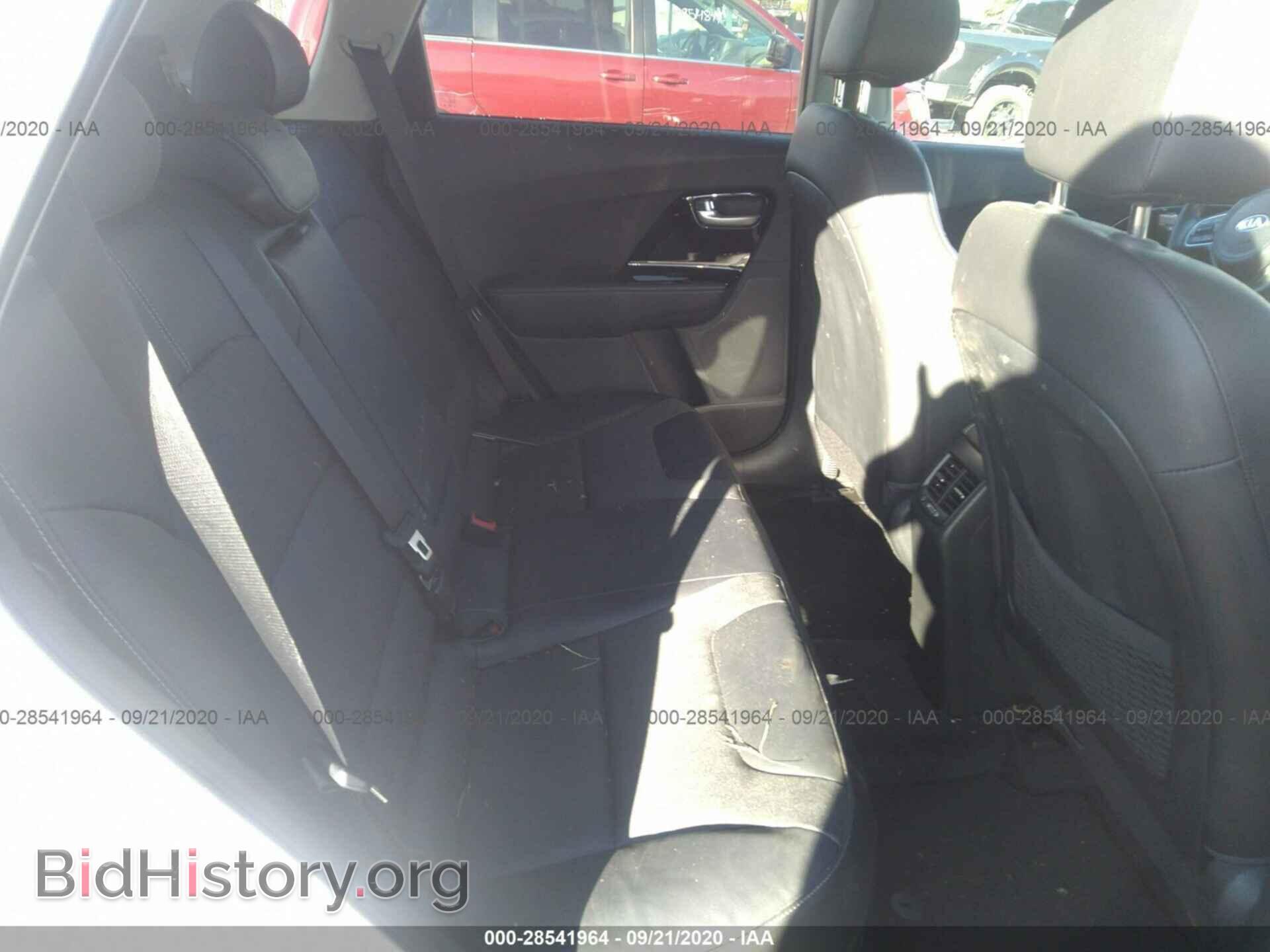 2017 KIA NIRO - VIN: KNDCC3LC3H5067976 - Фото 8
