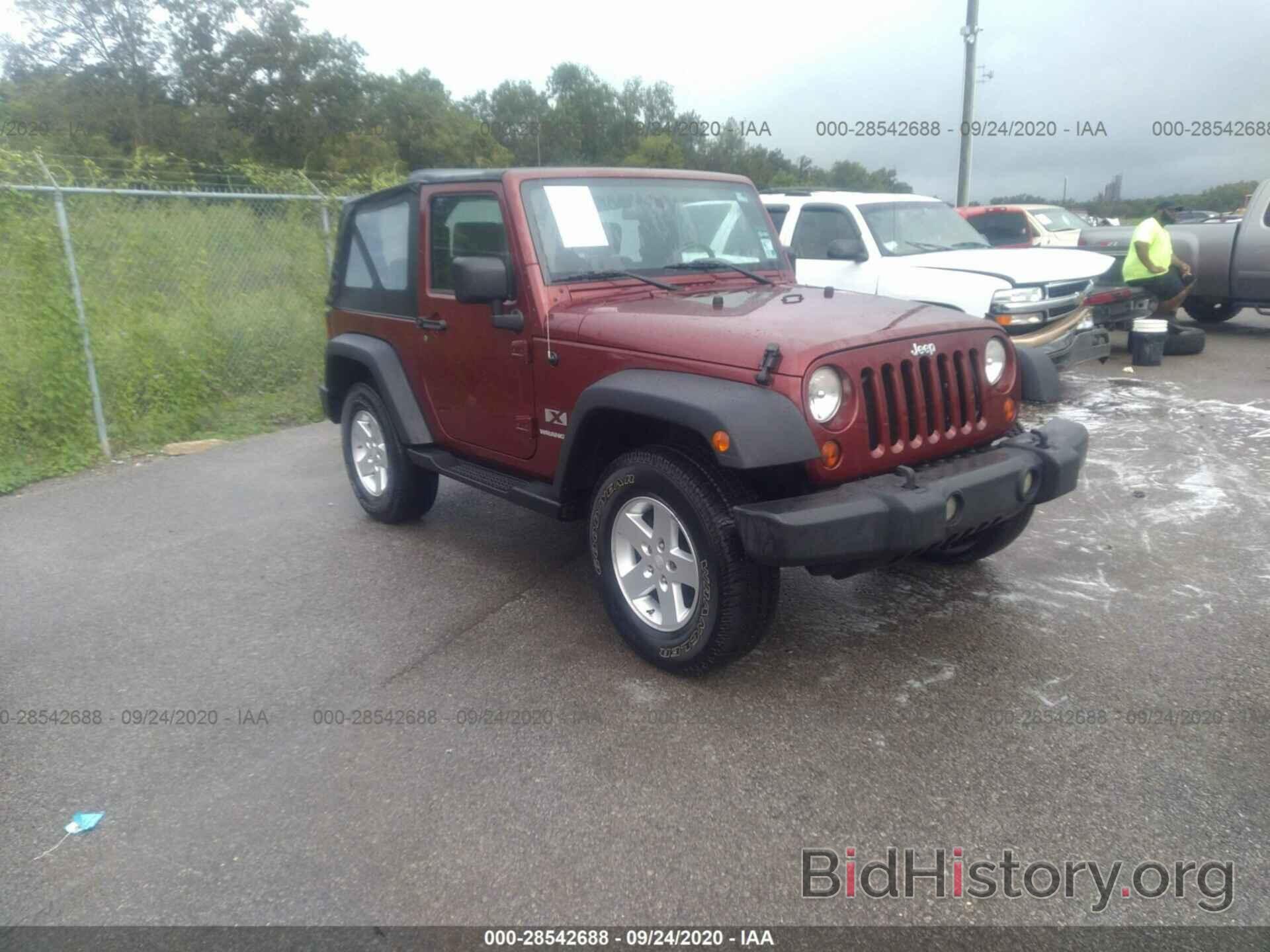 Photo 1J4FA24159L741871 - JEEP WRANGLER 2009