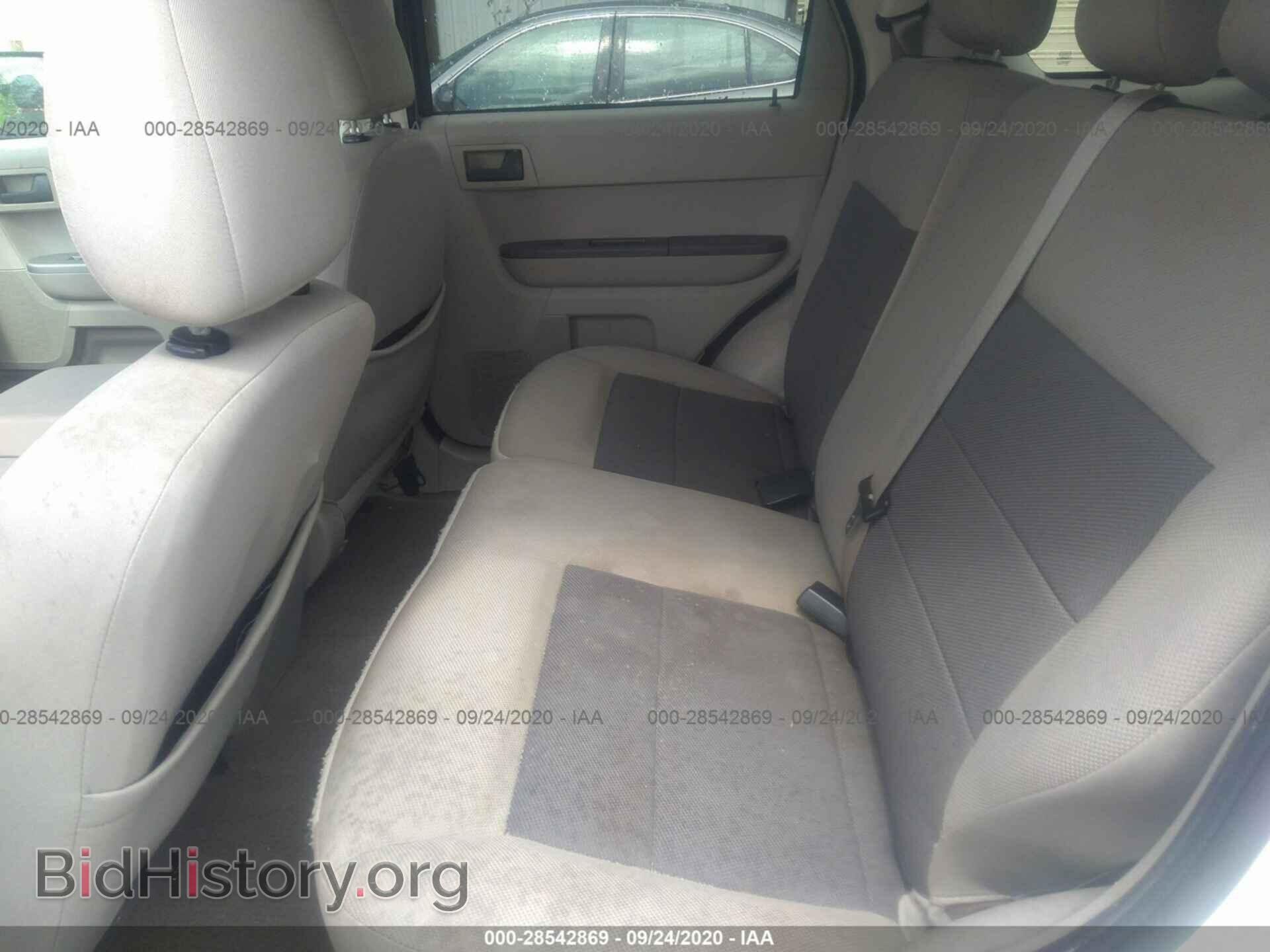 2008 FORD ESCAPE - VIN: 1FMCU93128KD31460 - Фото 8