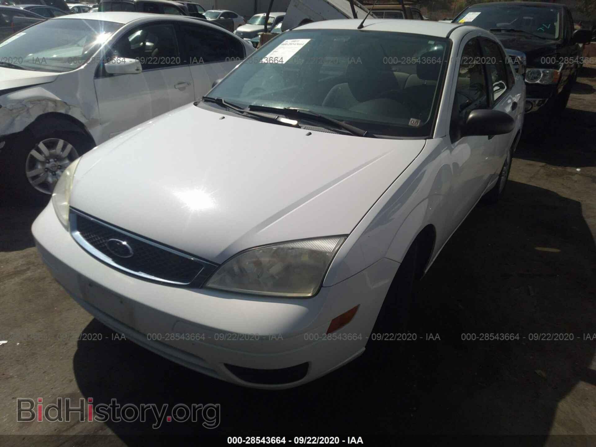 2007 FORD FOCUS - VIN: 1FAFP34N97W218593 - Фото 2