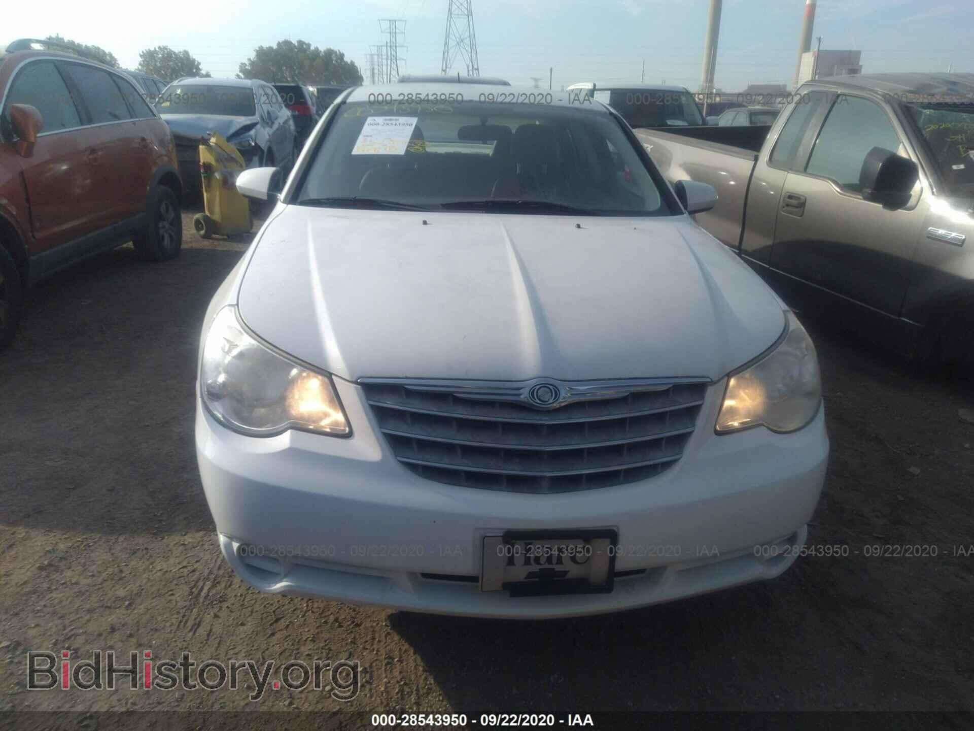 2010 CHRYSLER SEBRING - VIN: 1C3CC5FB5AN126860 - Фото 6